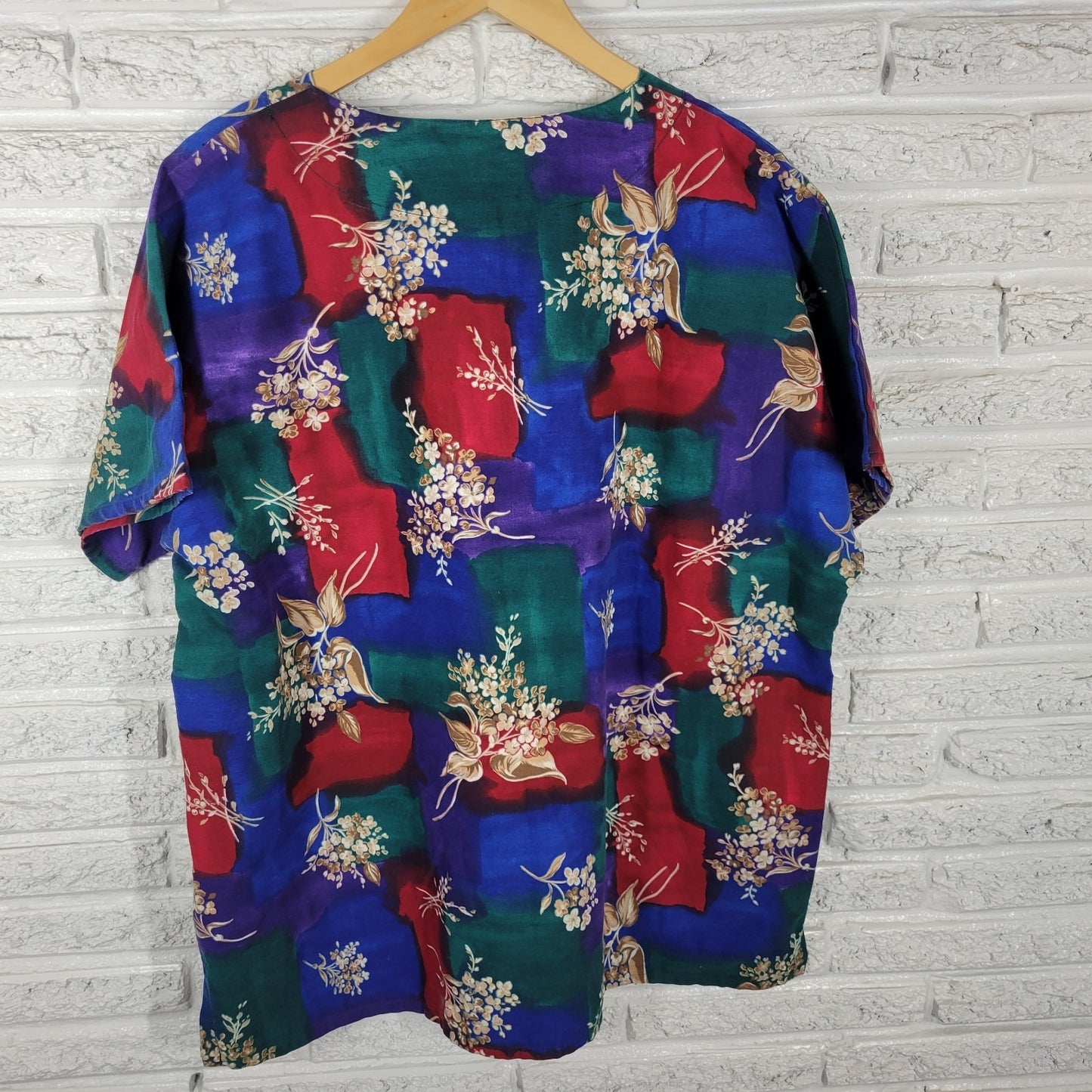 TL Uniforms Unisex Scrub Top XL Blue Red Green Floral Pockets Medical Poly Blend
