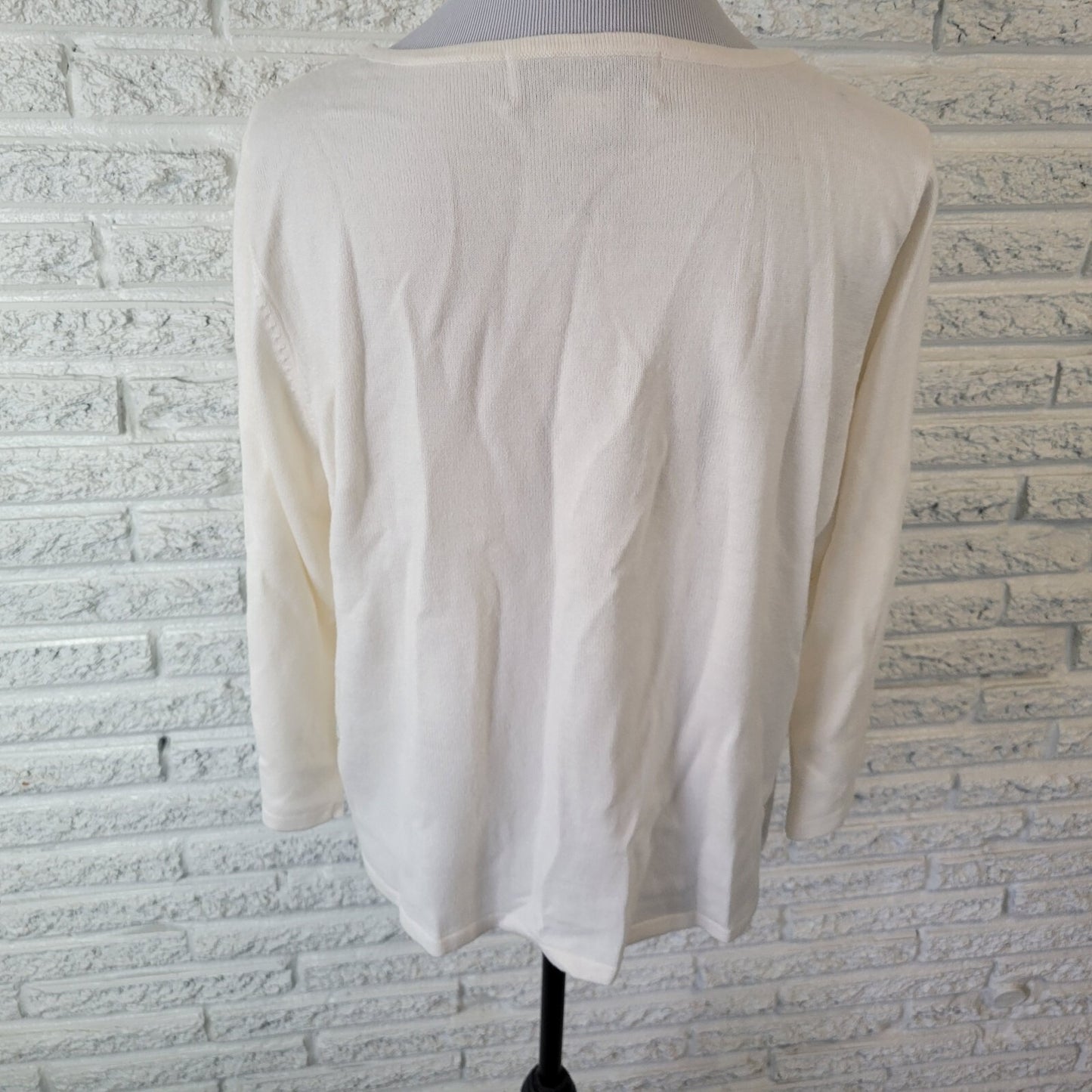 Sag Harbor Womens Top Extra Large 3/4 Sleeve White Acrylic Soft Embroidered