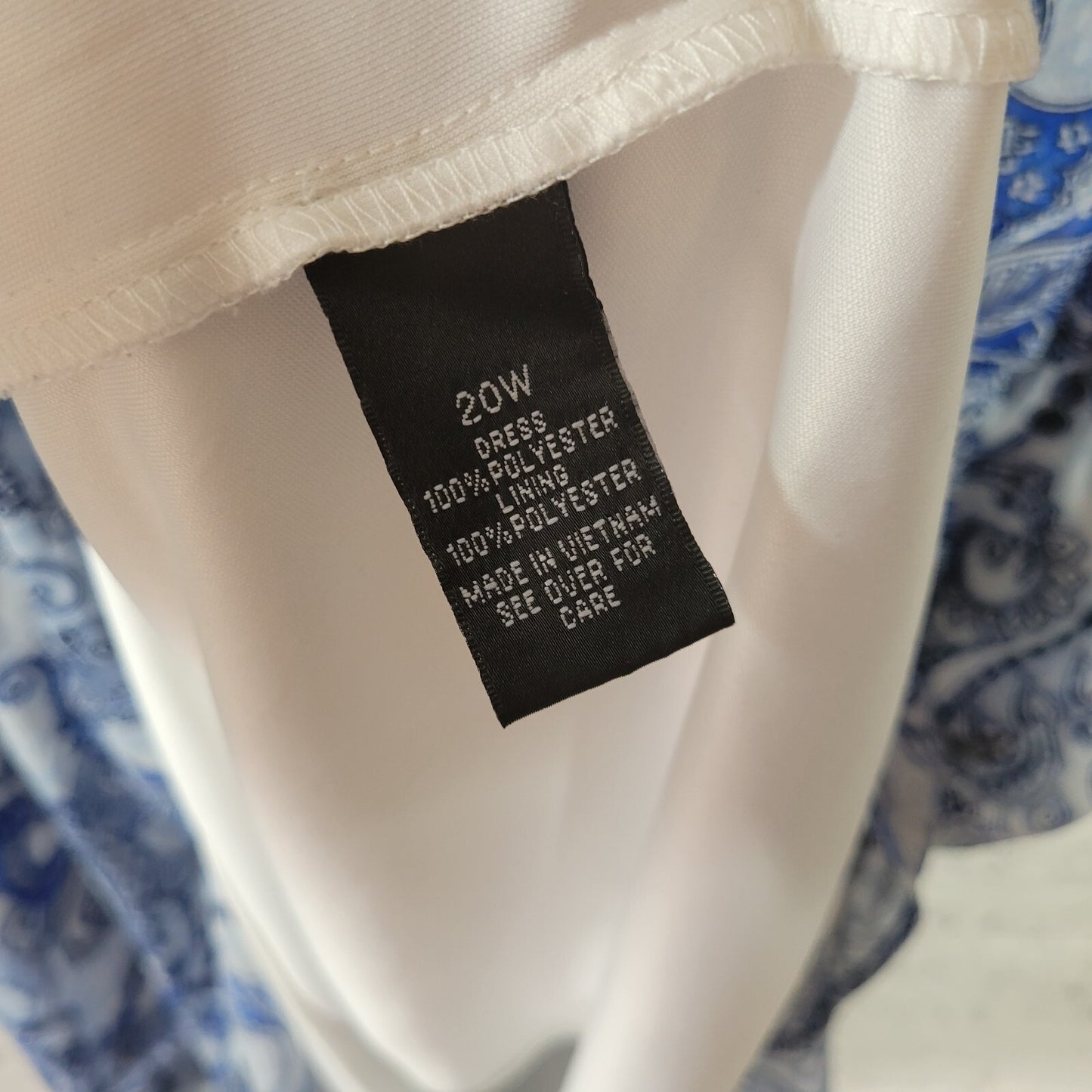 Alyx Women Dress 20W Plus Sheath Flutter Sleeve Blue Paisley Keyhole Lightweight