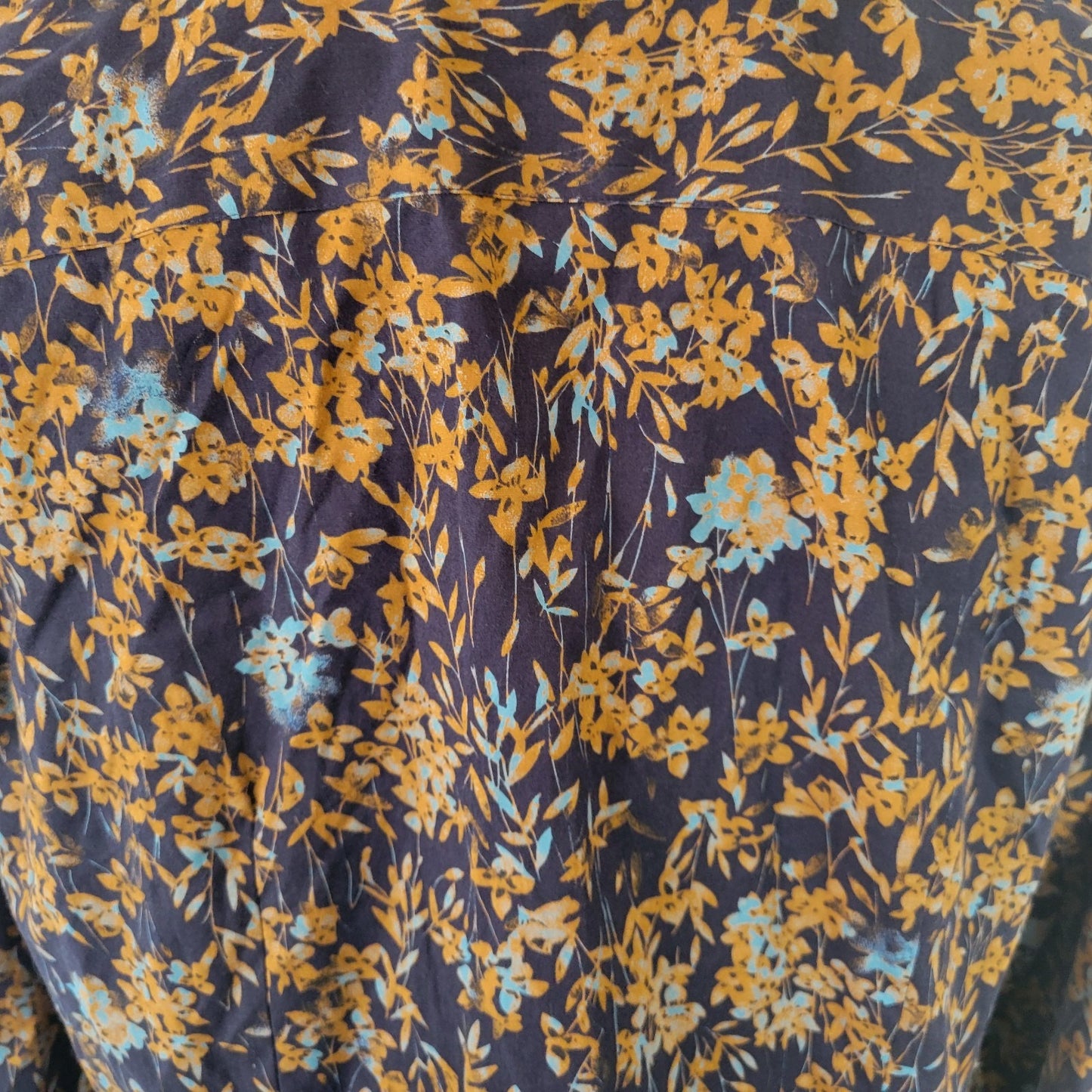 Eddie Bauer Womens Top TXL Tall Extra Large Button Up Blue Floral Wrinkle Resist