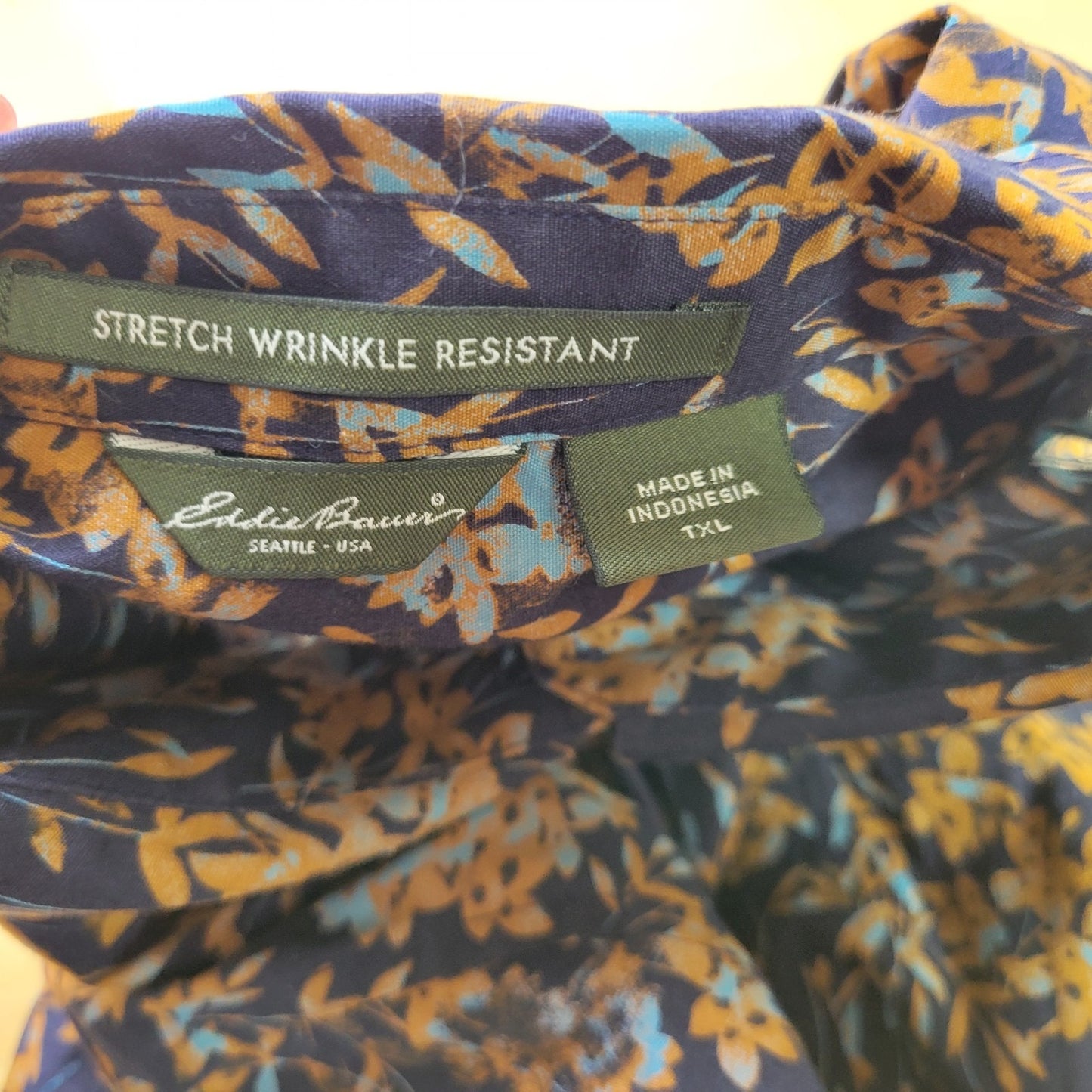 Eddie Bauer Womens Top TXL Tall Extra Large Button Up Blue Floral Wrinkle Resist