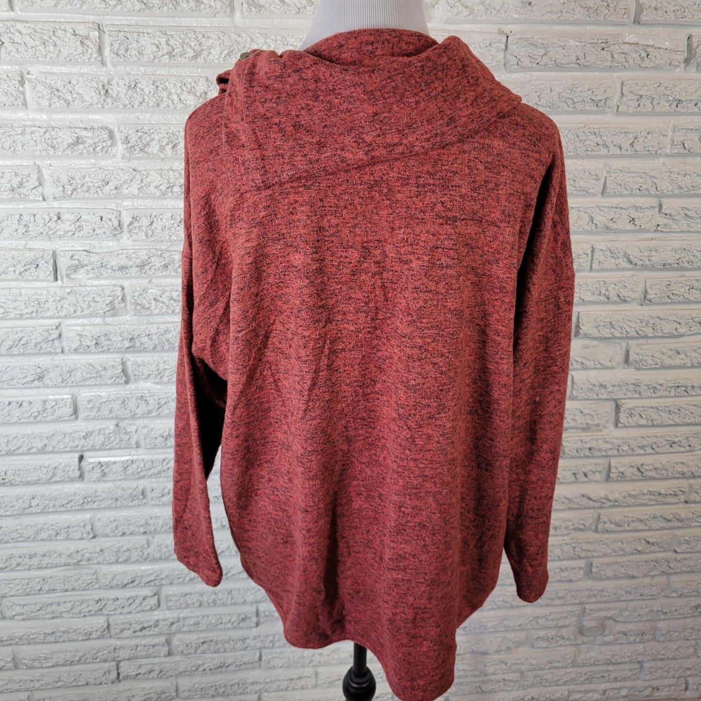 Ruby Rd Women Sweater 1X Plus Cowl Neck 3/4 Sleeve Deco Buttons Muted Red Marled
