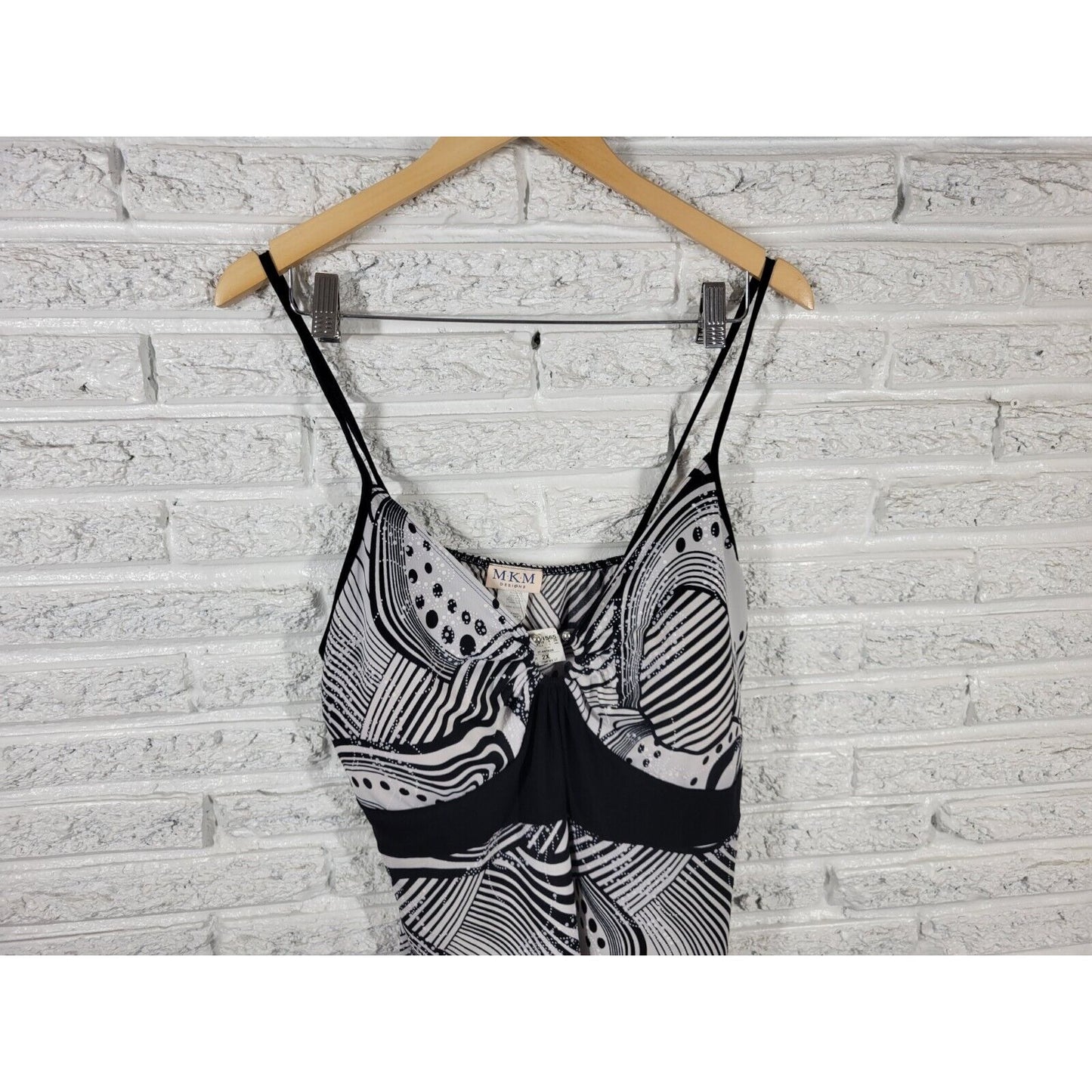 MKM Designs Womens Top 2X Camisole Black Geometric Adjustable Spaghetti Strap