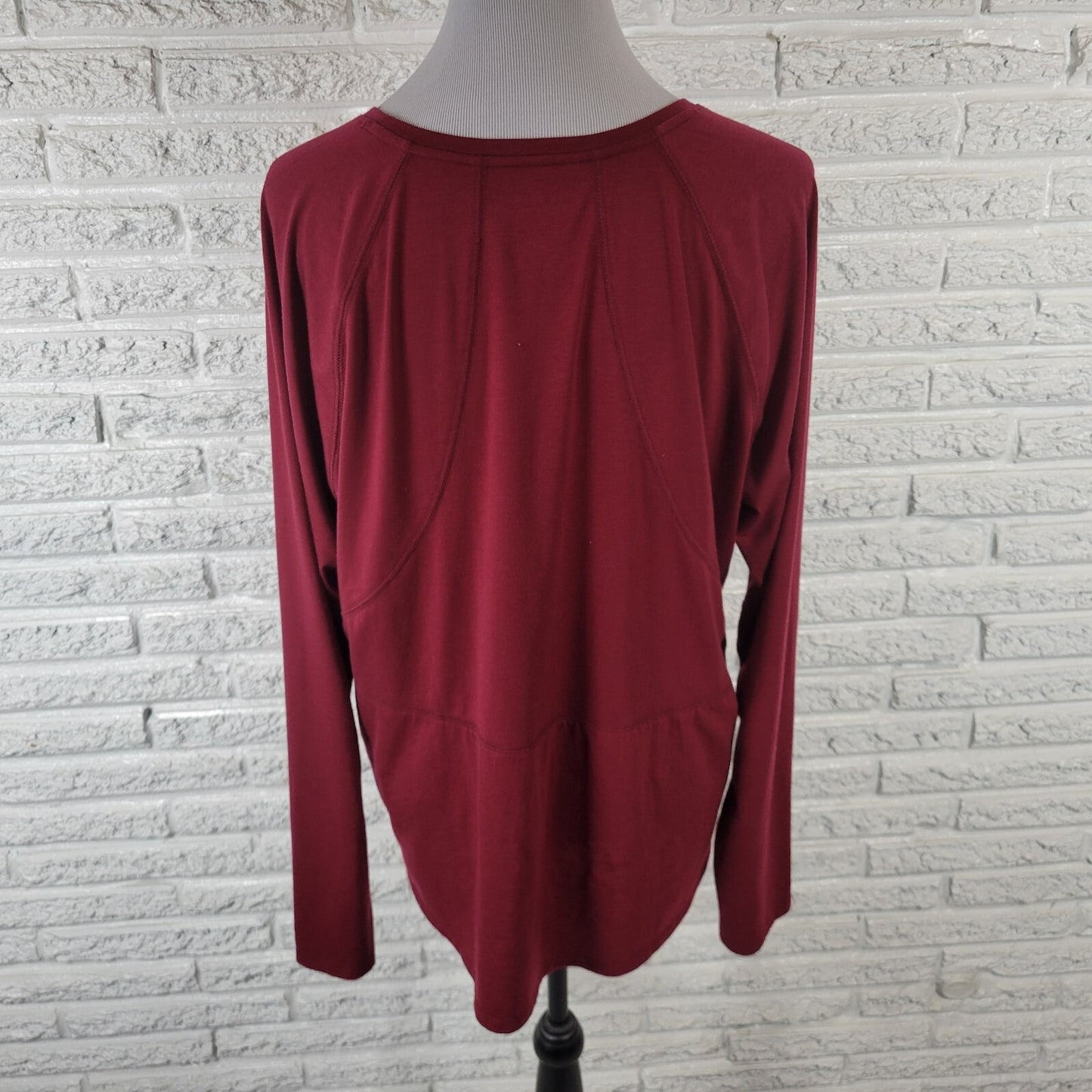 Tek Gear Womens Top XL Tee Essential Long Sleeve Maroon Red Comfy Poly Blend