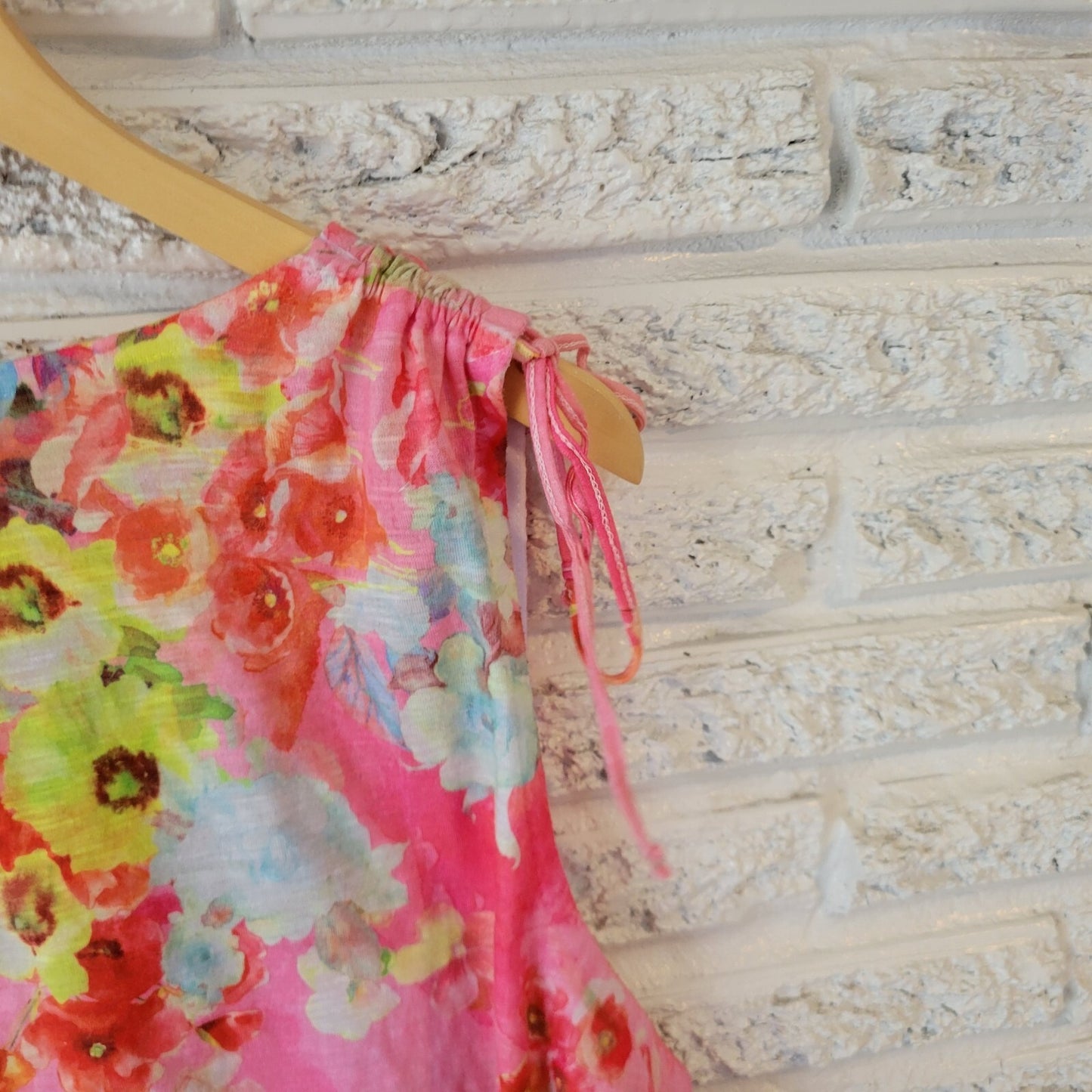 Concepts Womens Top XXXL 22 Plus Tank Pink Blue Floral Rhinestones Lightweight