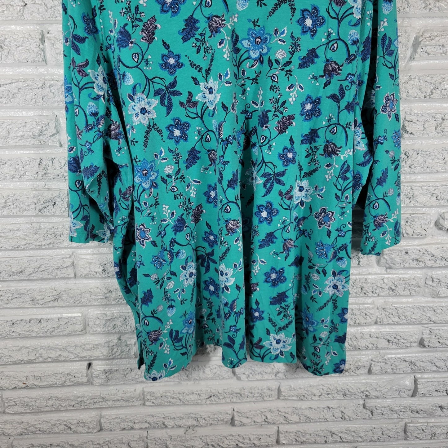 Woman Within Women's 3X Blue Floral Tunic Top V-Neck 3/4 Sleeve FLO320E