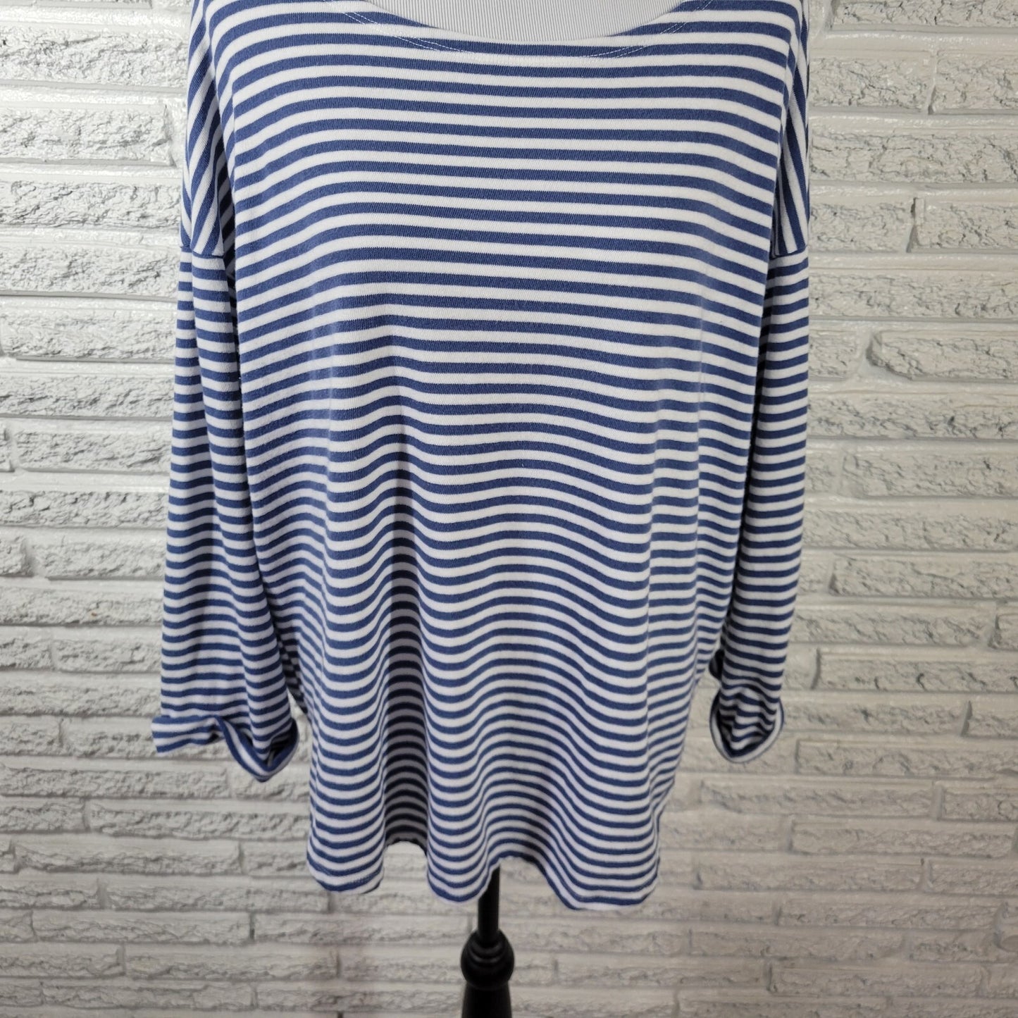 Old Navy Women Top XXL Plus Tee Cuff Sleeve Blue Stripe Cotton Blend Lightweight