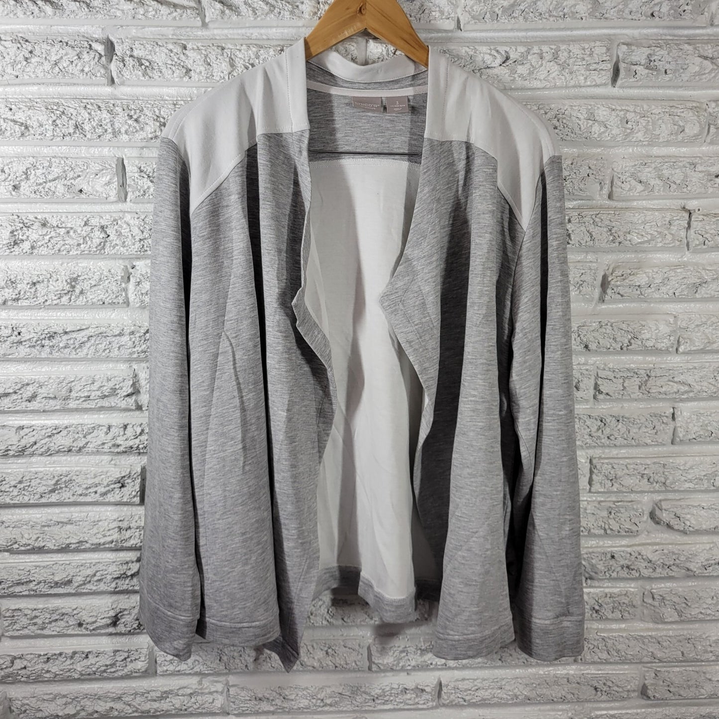 Chicos Womens Sweatshirt 3 Standard XL Cardigan Open Cuff Sleeve Gray Casual