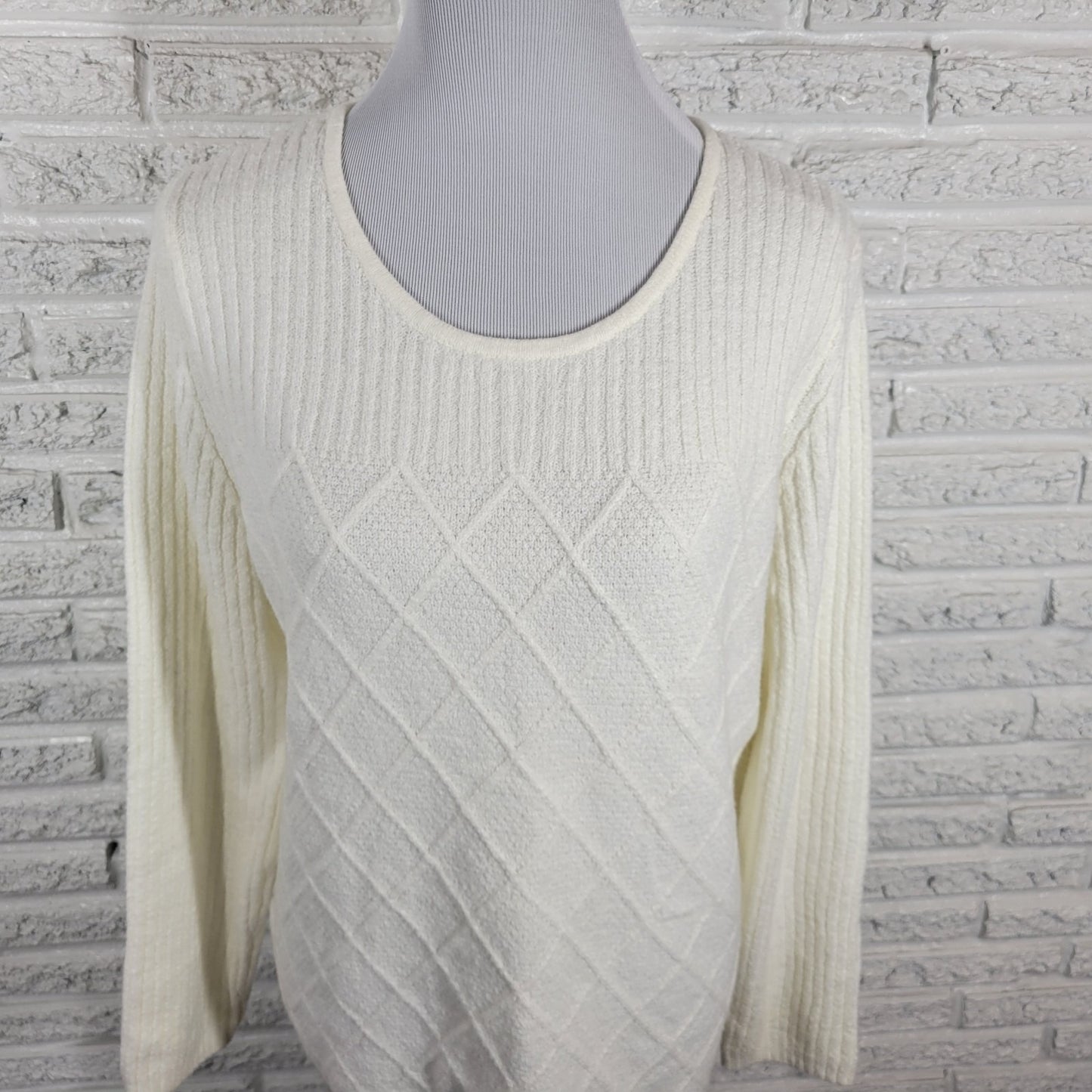 Croft Barrow Womens Sweater XL Long Sleeve Lightweight Pullover White Office