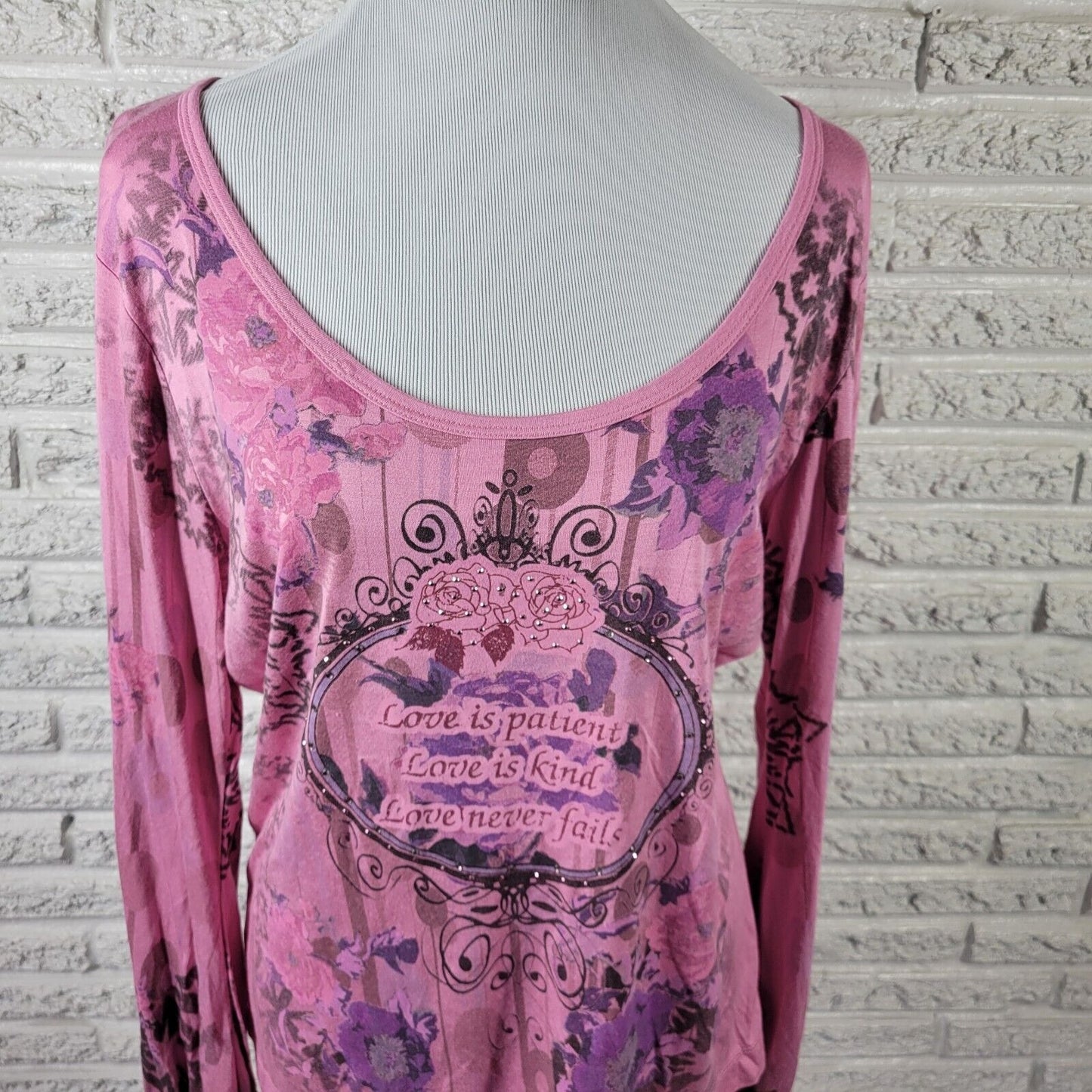 Vintage Suzie Womens Top Extra Large XL Pink Love Patient Kind Never Fails Studs