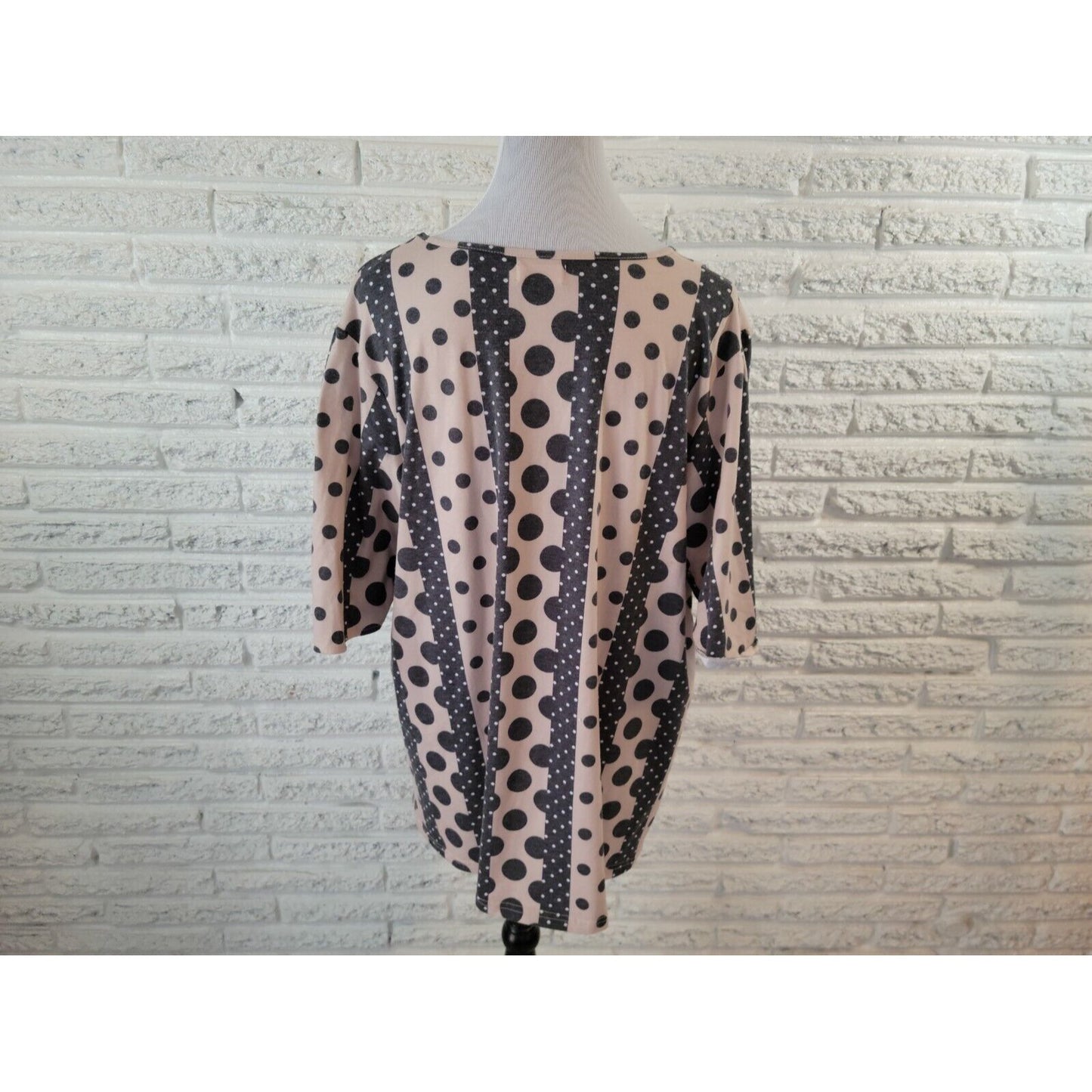 Southern Stitch Women Top 2XL Plus Tee Beige Geometric Pullover Short Sleeve