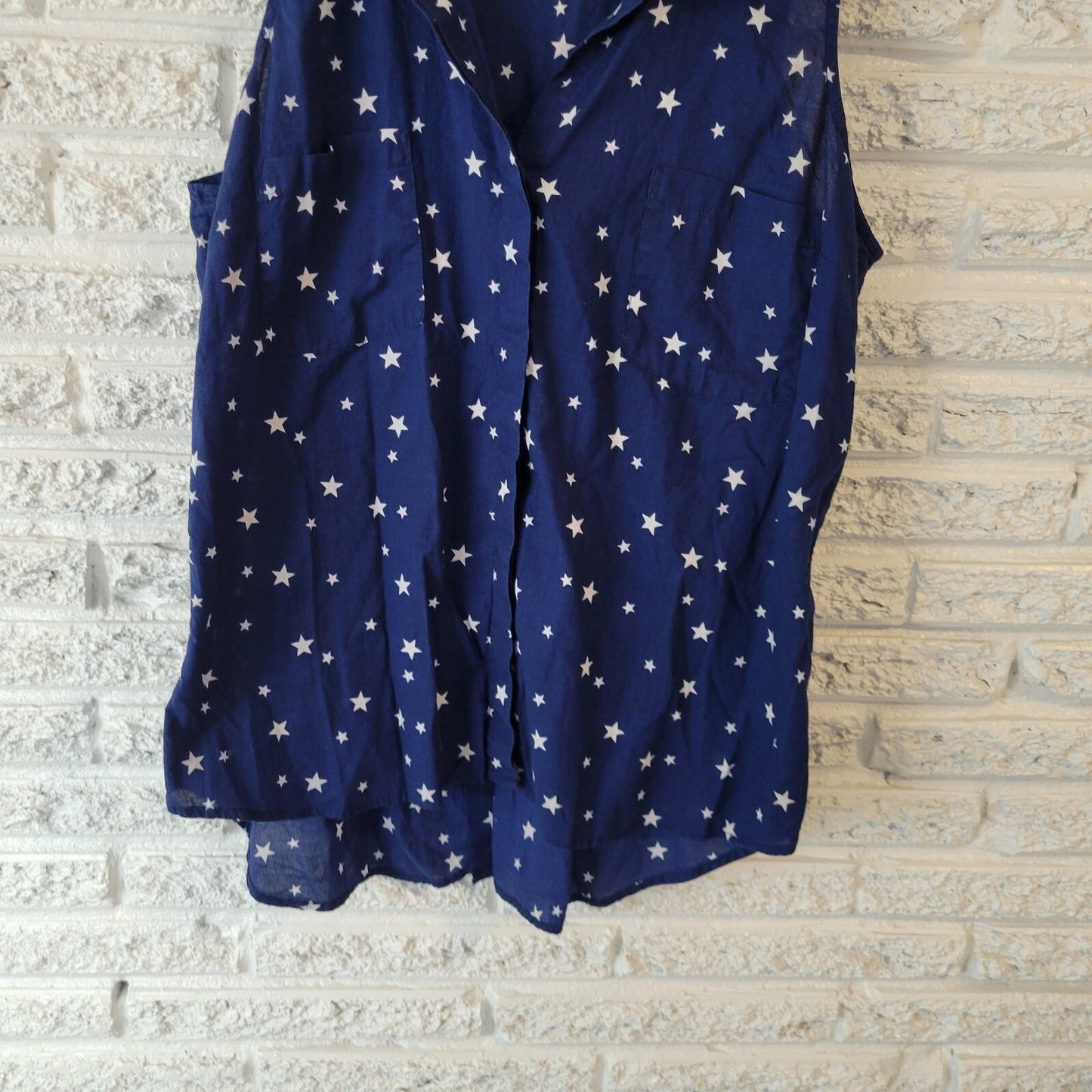 Faded Glory Womens Top XXL 20 Plus Sleeveless Button Up Blue Stars Cotton Collar