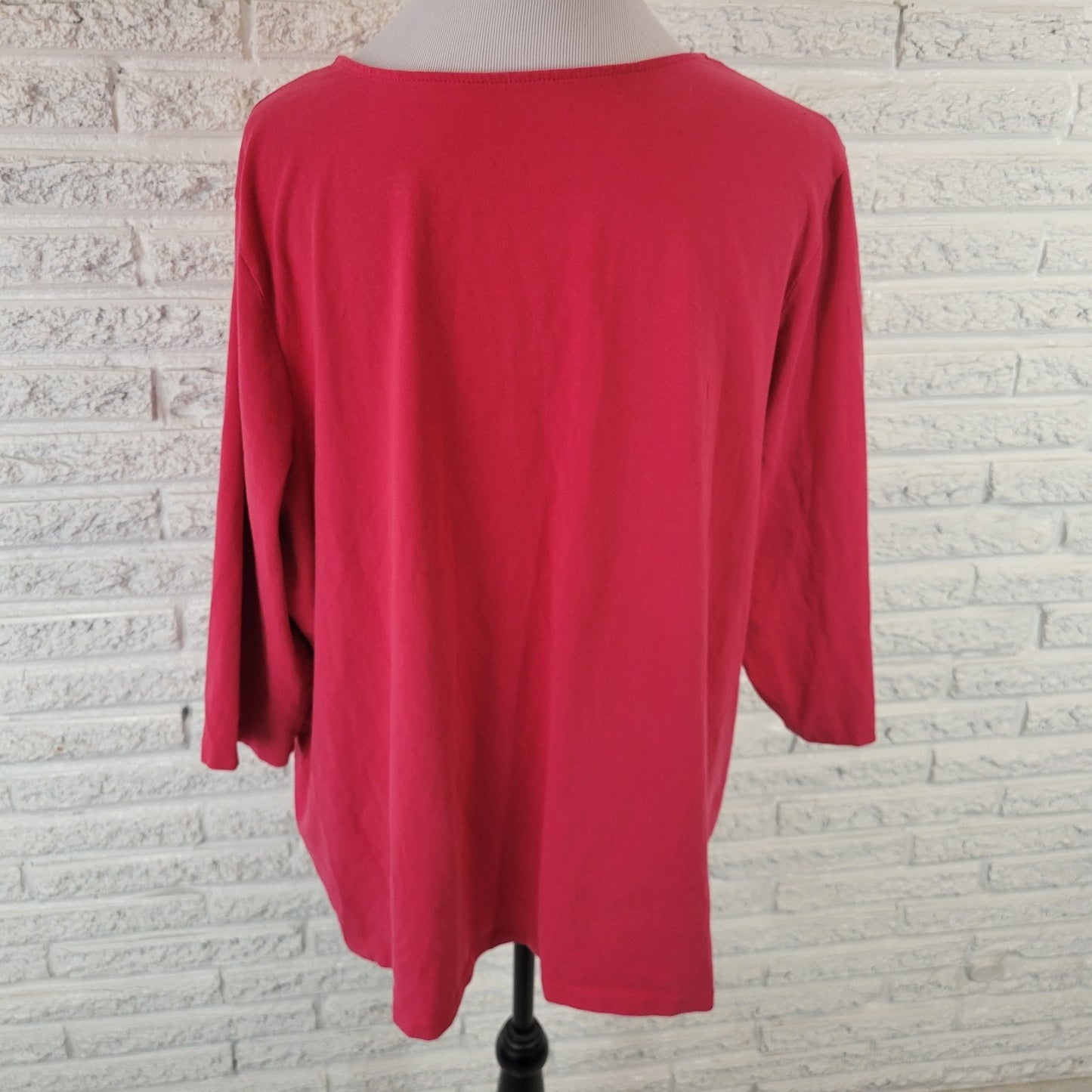 Catherines Suprema Womens Top 2X Plus 3/4 Sleeve Red Comfy  Crochet Neckline