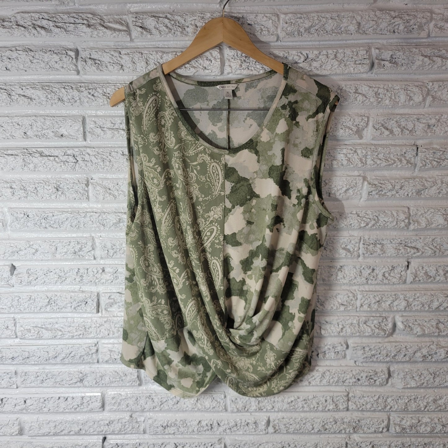 Cato Est 1946 Womens Top XL Sleeveless Green Paisley Lightweight Draped Hem