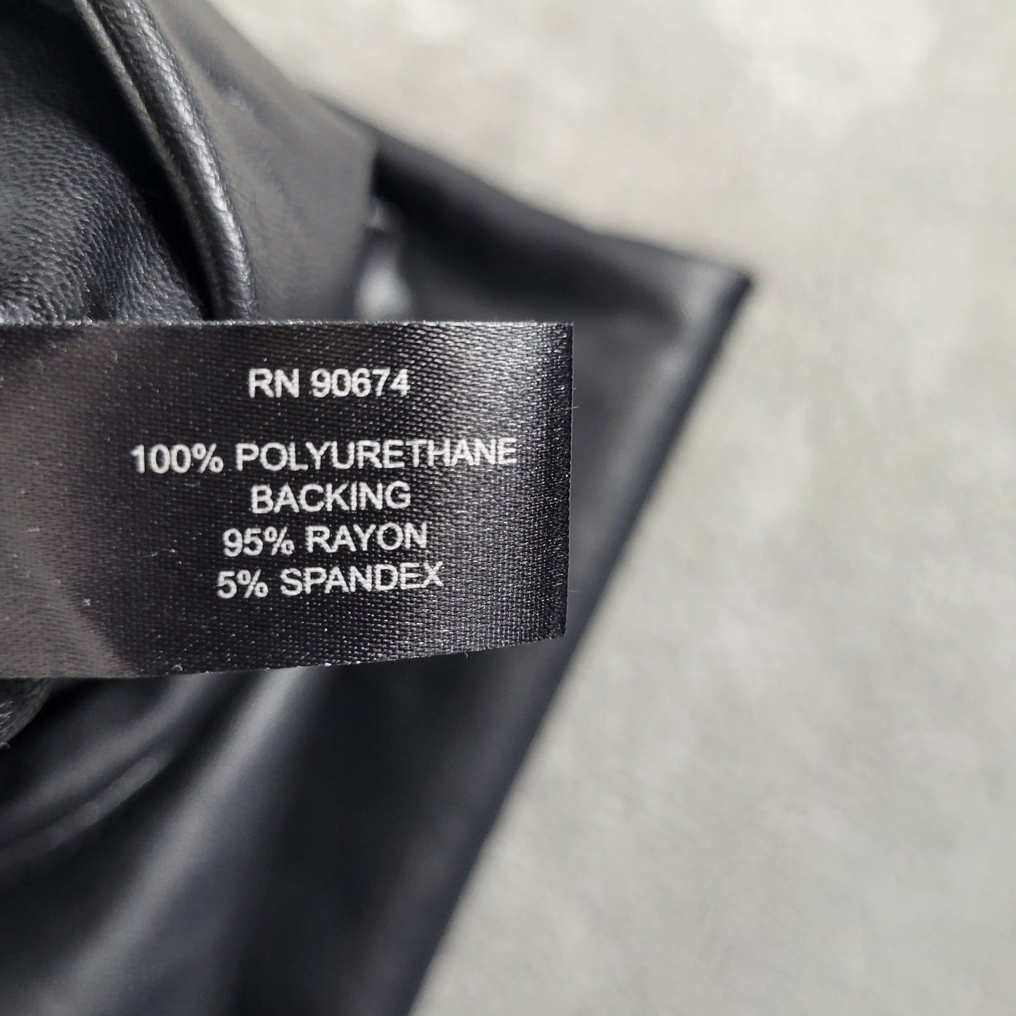 Boston Proper Womens Pants Extra Large Pull On Black Faux Leather Skinny Cropped