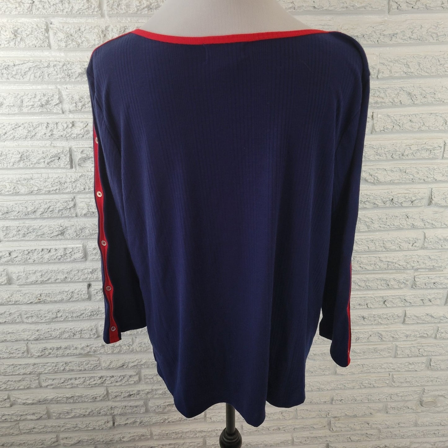 Liz Claiborne Womens Top XXL Plus 3/4 Sleeve Blue Knit Poly Blend Deco Buttons