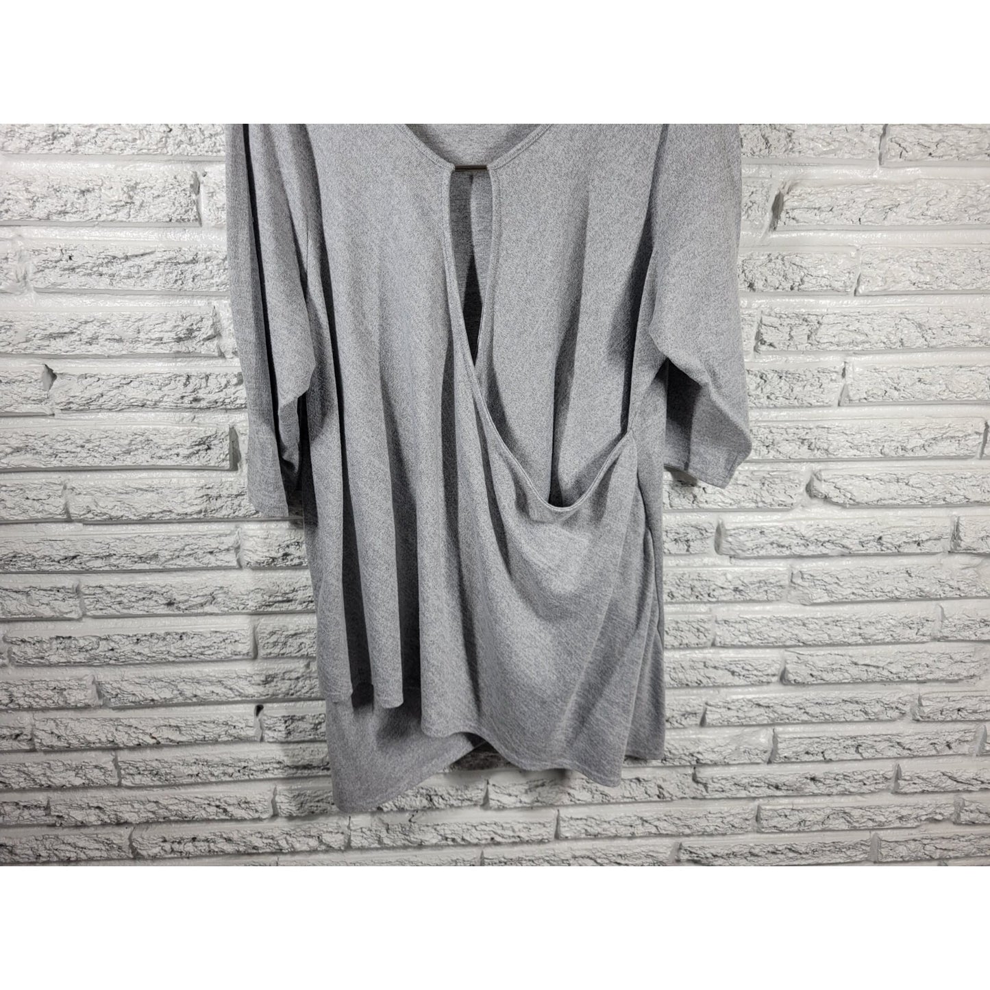 Lane Bryant Womens Top 22 24 Plus Tunic 3/4 Sleeve Knit Gray Poly Blend Keyhole