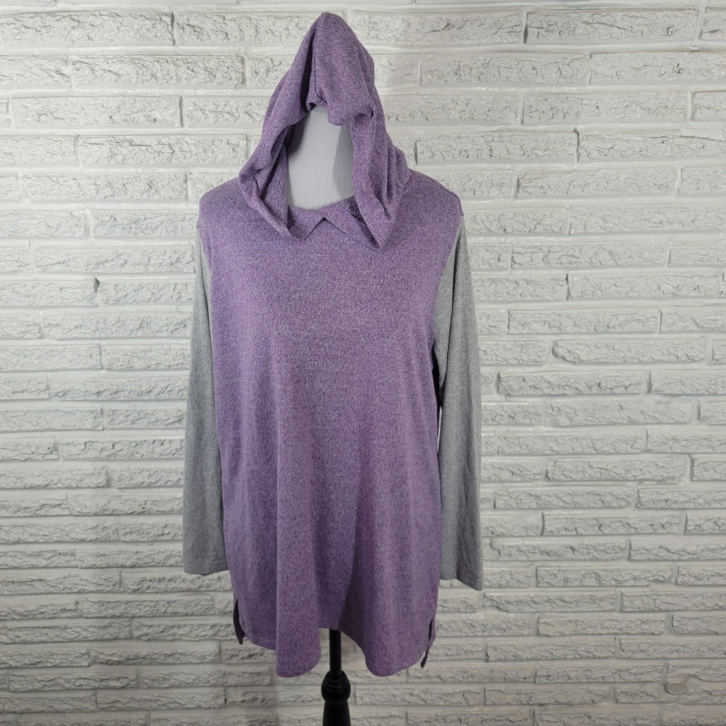 Bobbie Brooks Womens Top 2X Plus Hoodie Lightweight Lavender Soft Slit Comfy