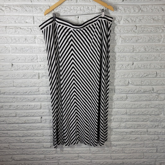 Avenue Womens Skirt 22 24 Plus Midi Black Stripe Rayon Spandex Casual Comfy