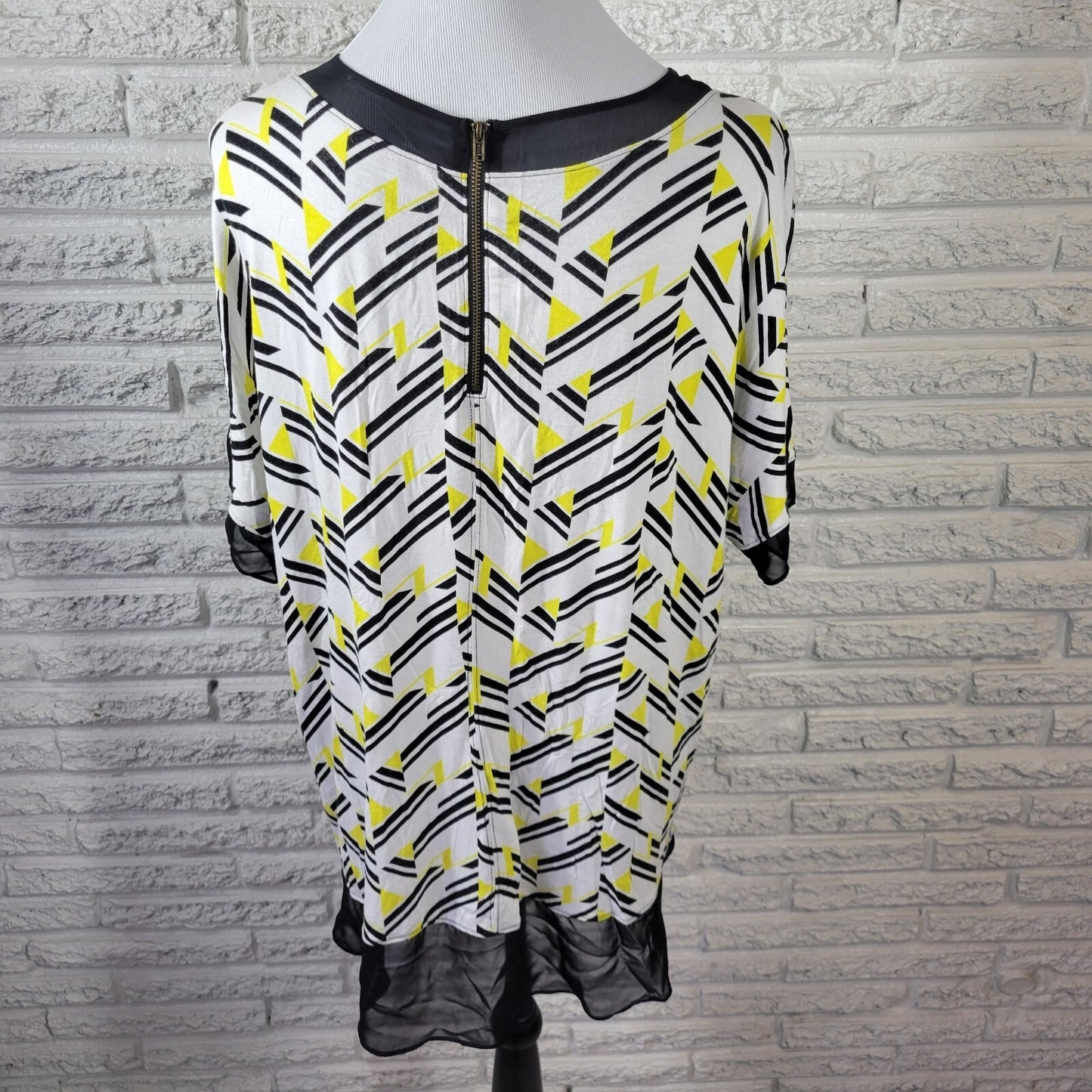 Worthington Women's XL Yellow Black Geometric Blouse Round Neck Back Zip Top