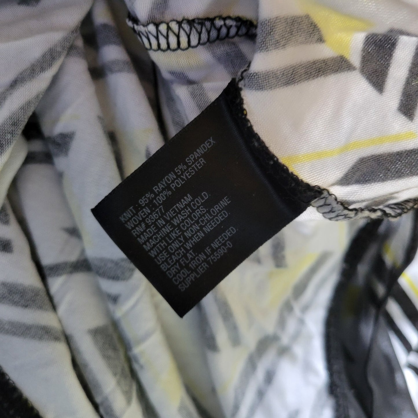 Worthington Women's XL Yellow Black Geometric Blouse Round Neck Back Zip Top