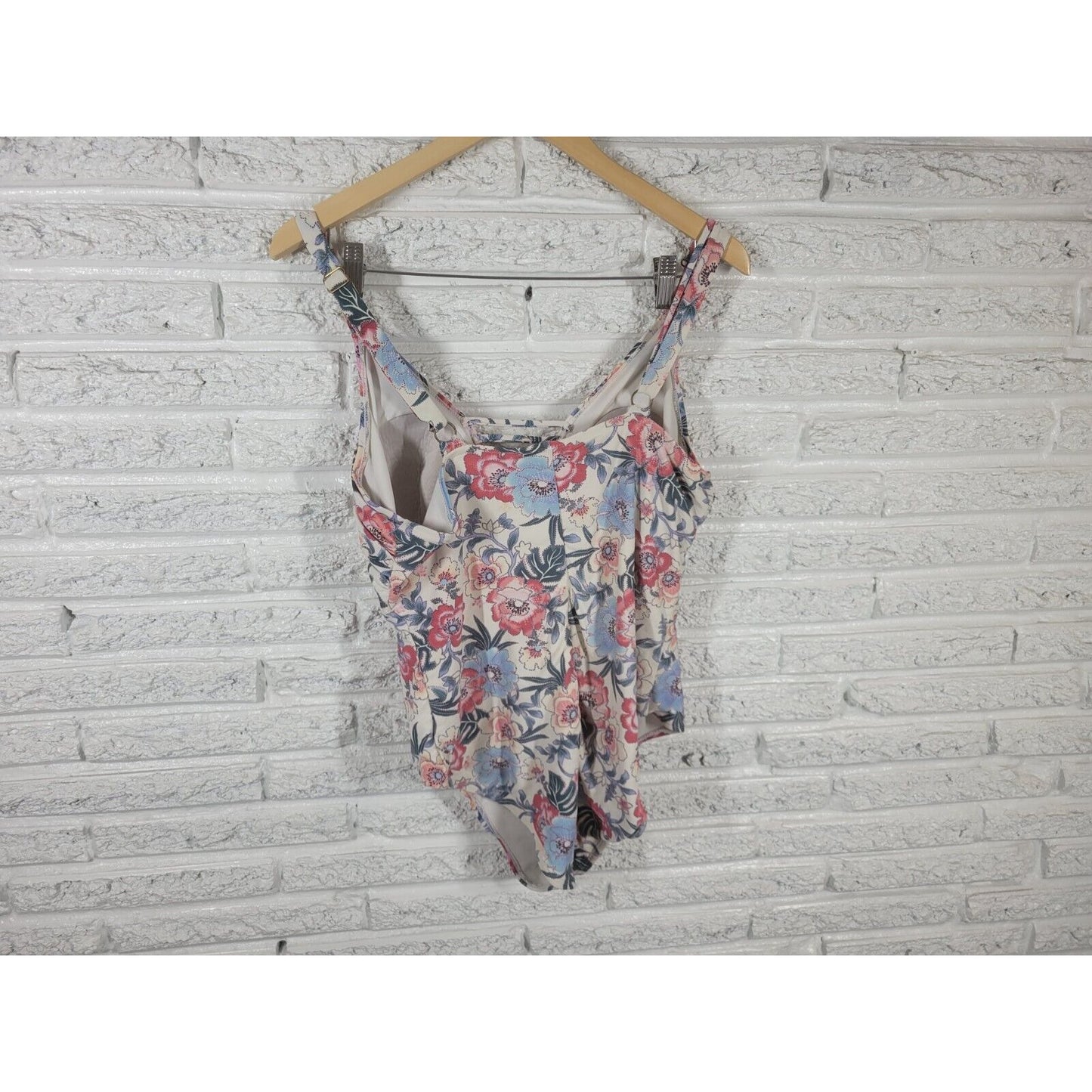 Time Tru Womens Swimsuit 1X Plus One Piece Blue Floral Lattice Plunge Bra Lined