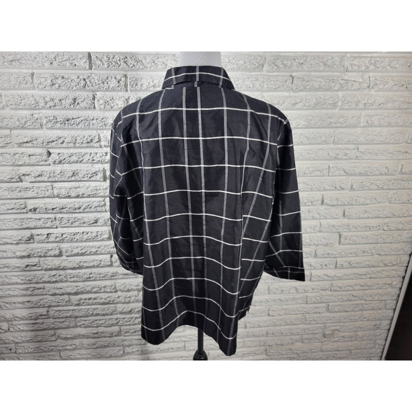 Dress Barn Womens Top 2X Plus Silk Cuff Sleeve Black Plaid Collar Button Up