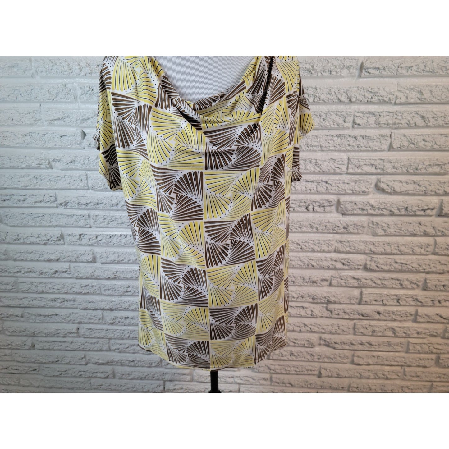 Jonathan Martin Plus Size 2X Yellow Cowl Neck Tee Top Shirt Geometric Stretch