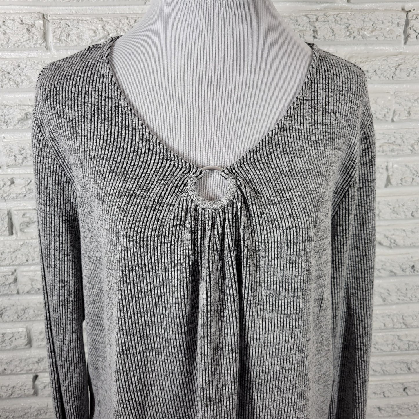 Ruby Rd Womens Sweater XL Long Sleeve Gray Ribbed Keyhole Casual Travel Comfy