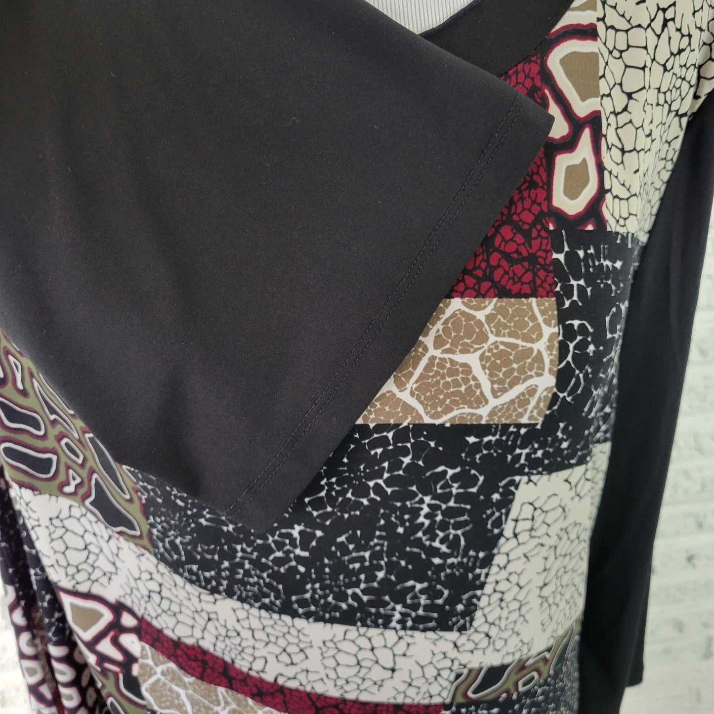 Style Co Women's XL Tunic Top Black Red Geometric 3/4 Sleeve Chiffon Hem Blouse
