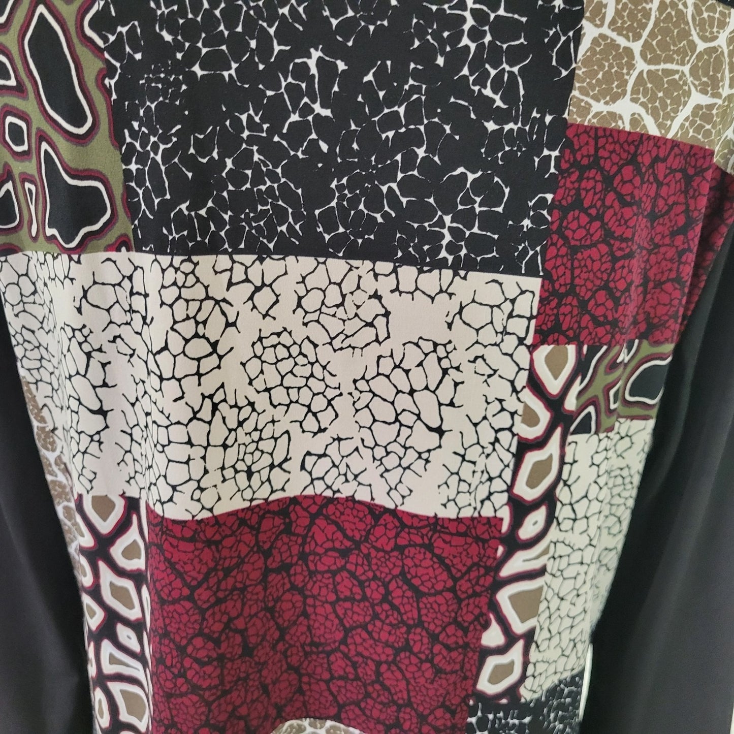 Style Co Women's XL Tunic Top Black Red Geometric 3/4 Sleeve Chiffon Hem Blouse