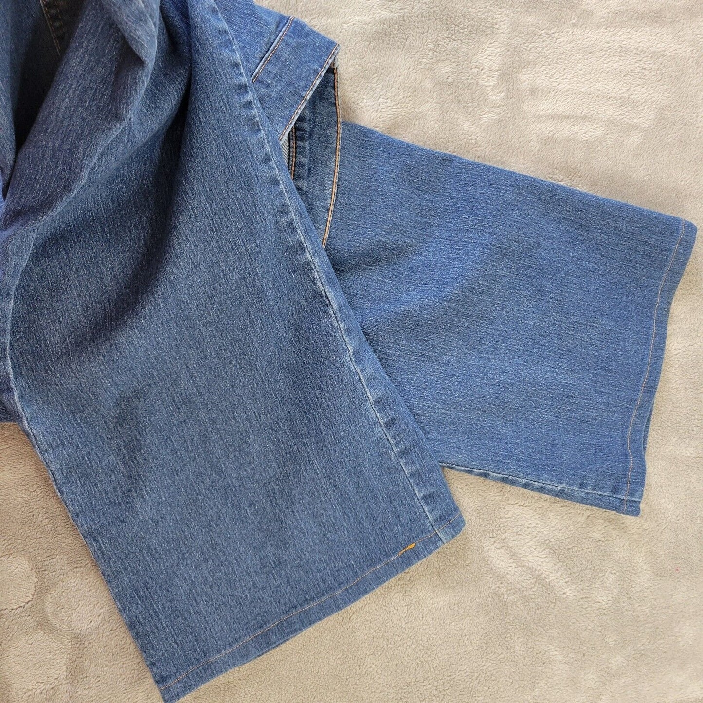 Woman Within Womens Jeans 22WP Petite Capri Straight Leg Medium Blue Denim Zip