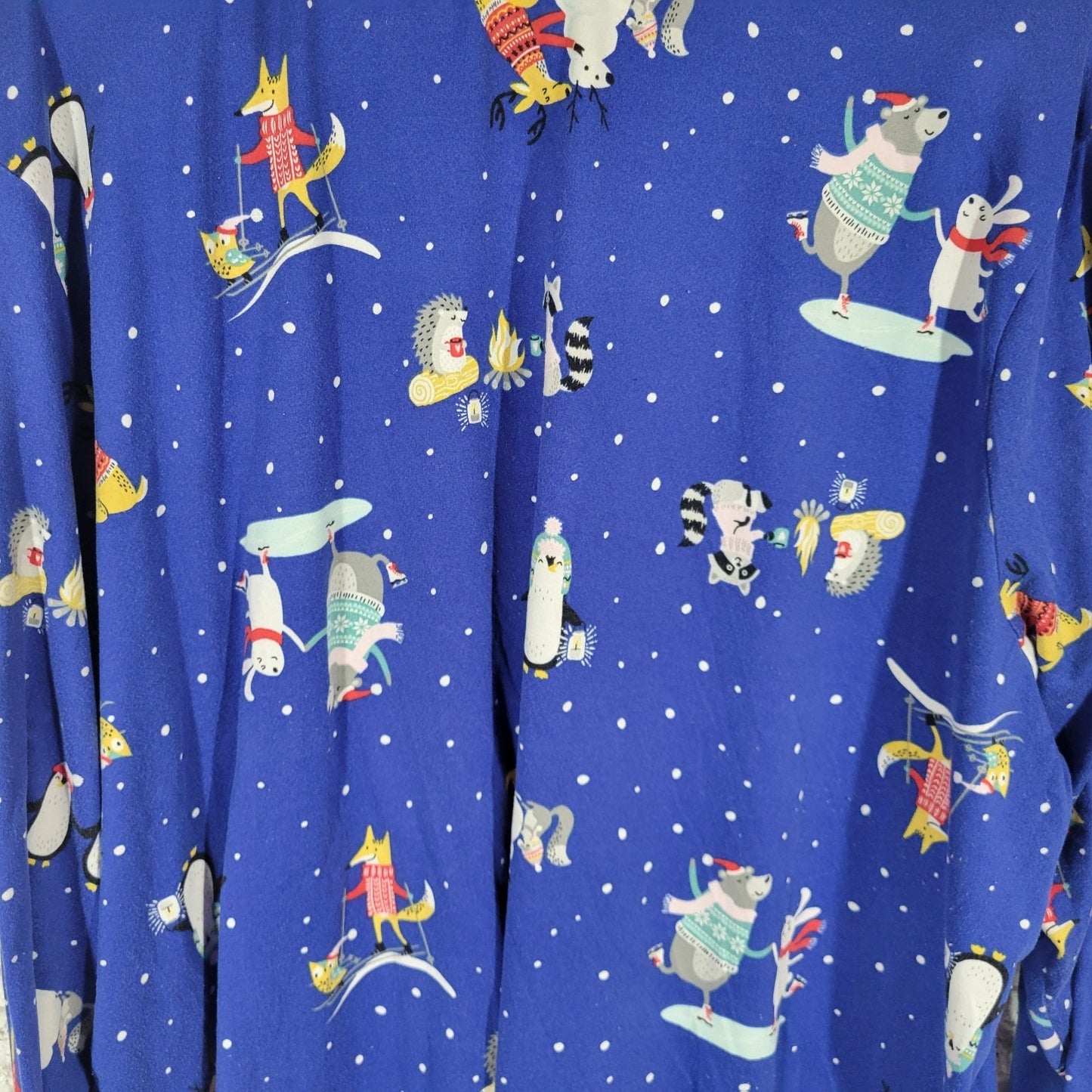 Secret Treasures Womens Pajama Top 3X Plus Poly Blend Blue Animals Winter Comfy