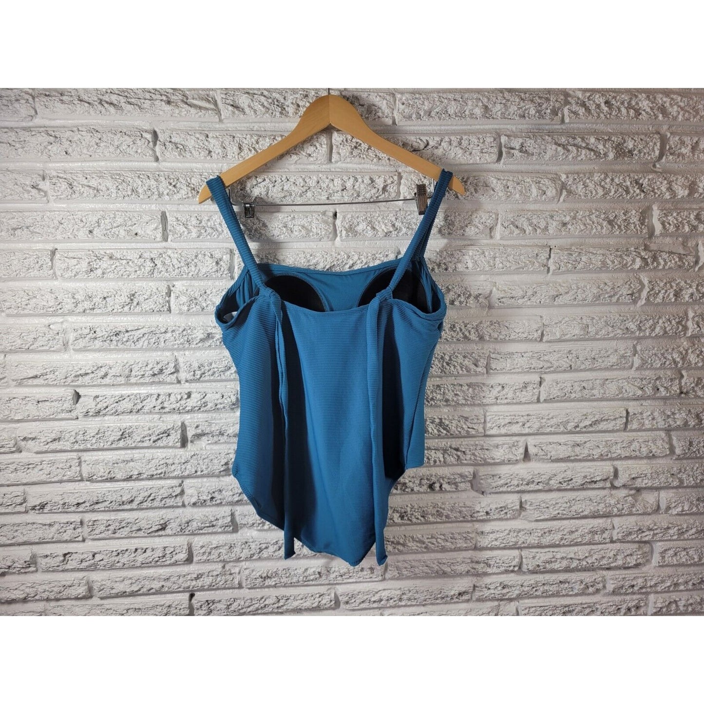 Kona Sol Womens Swimsuit Extra Large One Piece Blue Ribbed Bra Keyhole Back