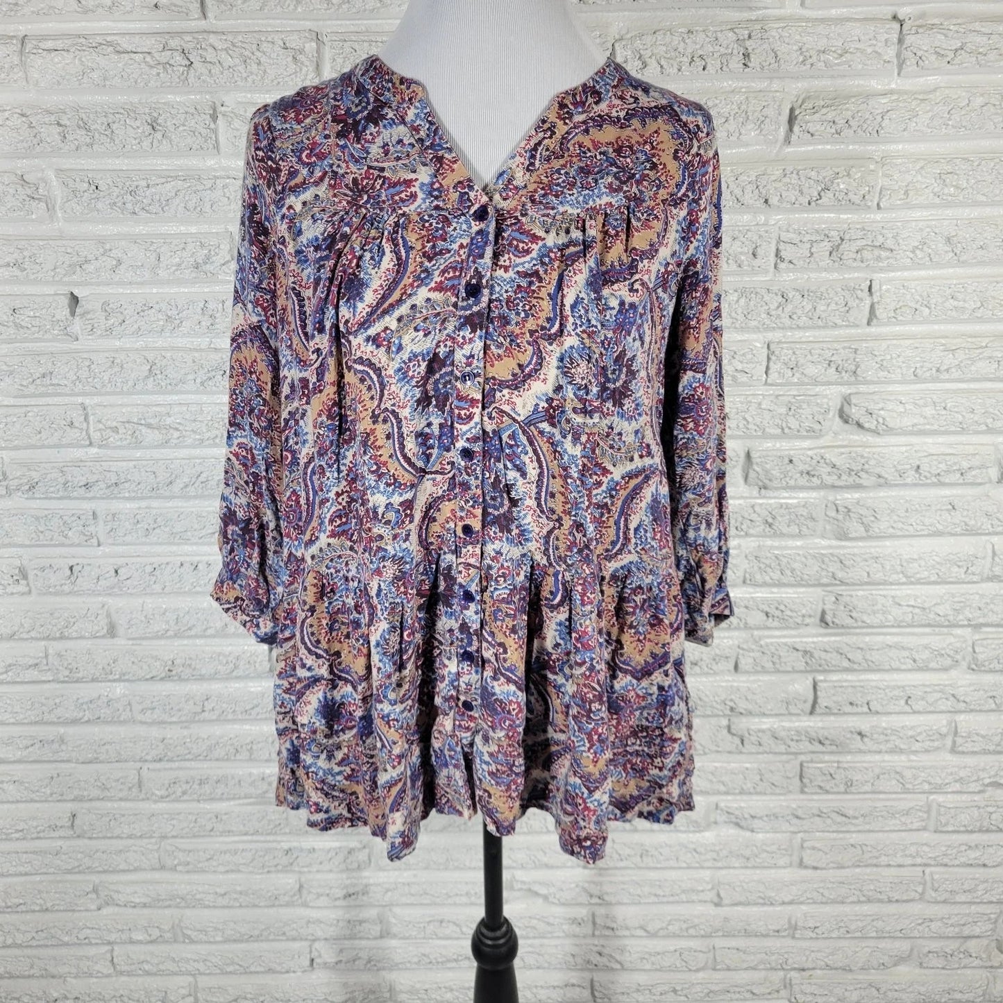 Chelsea & Theodore Women's 1X Button-Up Top Blouse Paisley Print 3/4 Sleeve