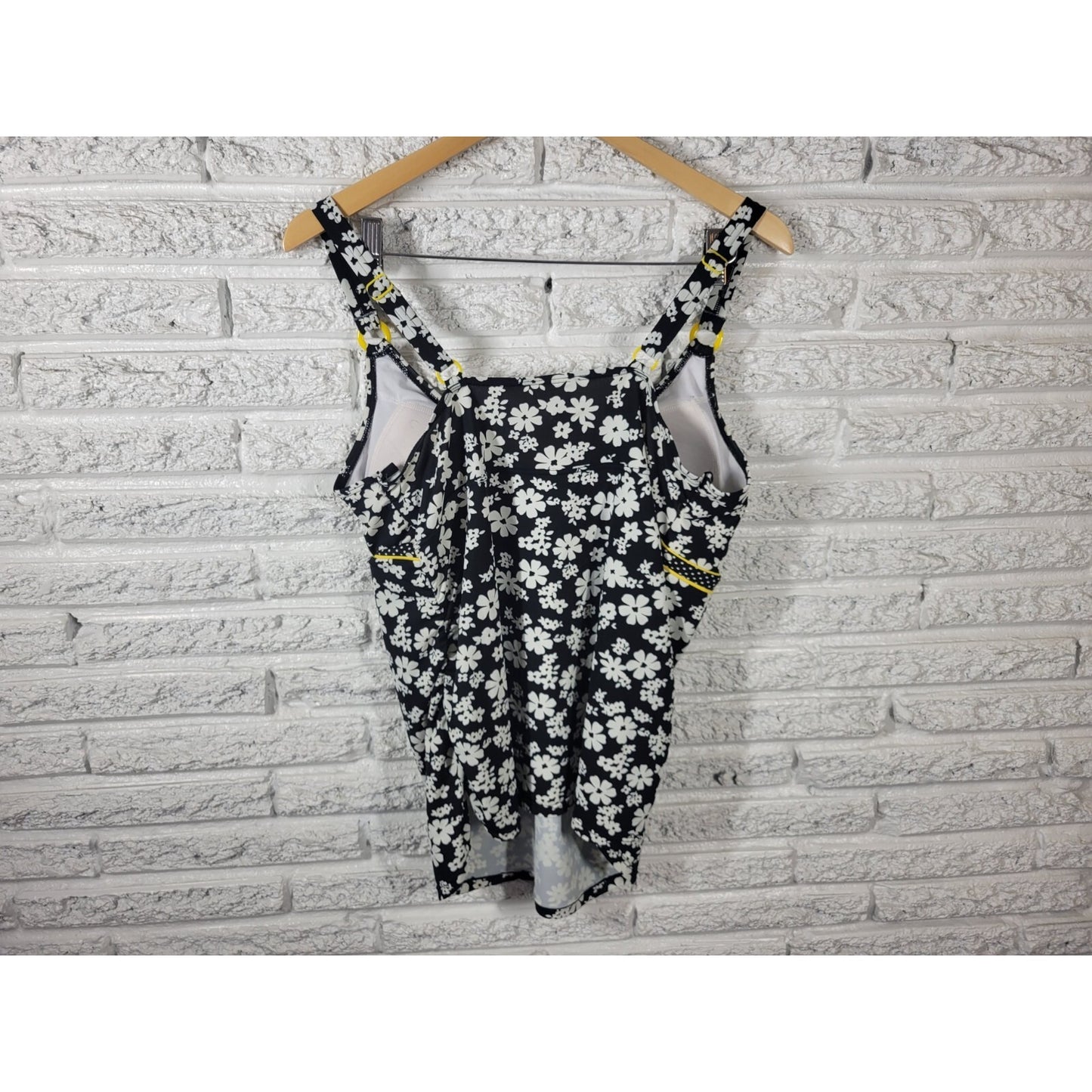 Motherhood Maternity Womens Swim Top Extra Large XL Spaghetti Black Floral Bra