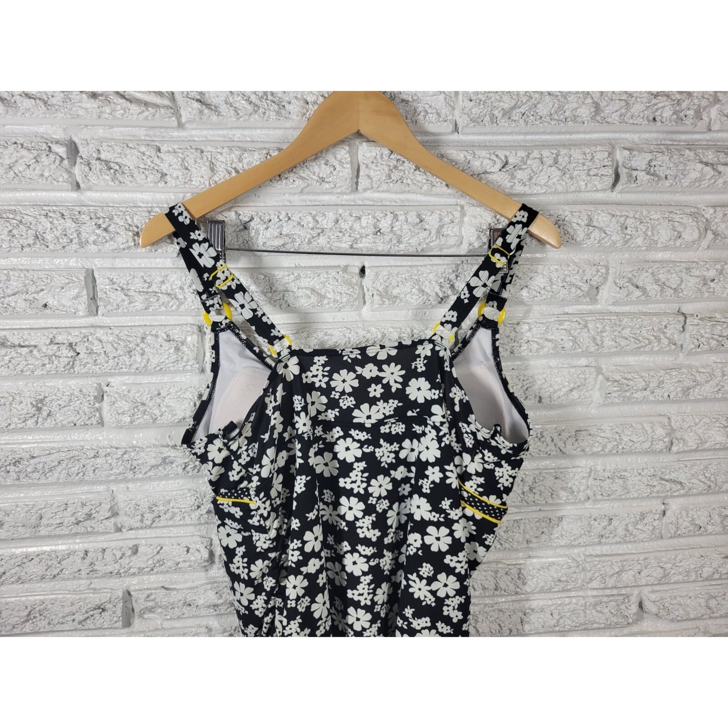 Motherhood Maternity Womens Swim Top Extra Large XL Spaghetti Black Floral Bra