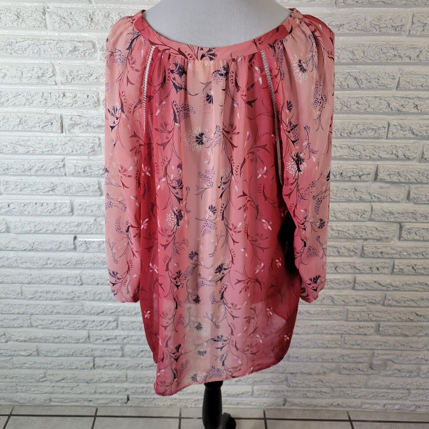 Style Co Womens Top Extra Large Long Sleeve Red Pink Floral Crochet Trim Sheer