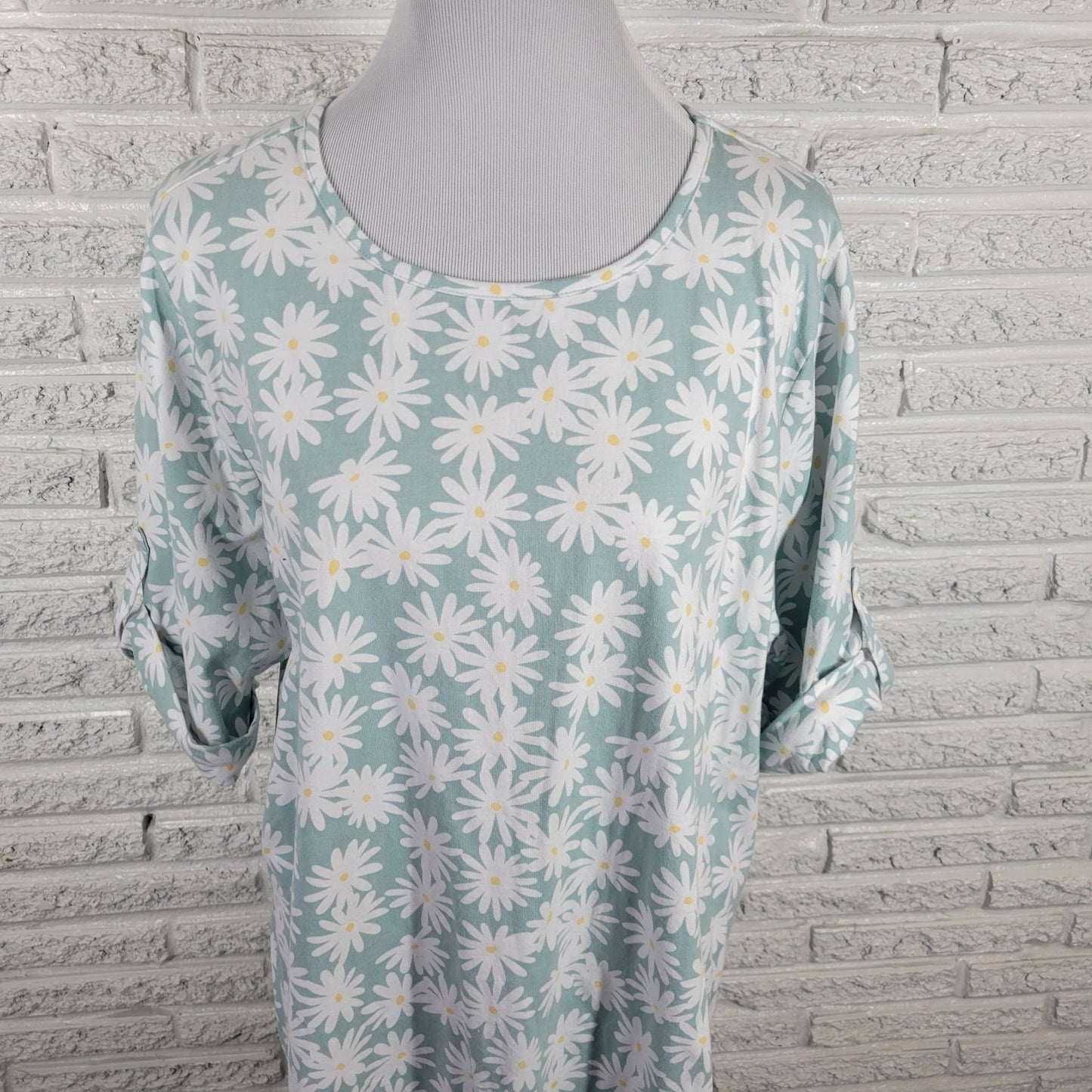 Denim Co Women Top 2X Plus Tee Short Sleeve Blue Daisies Cotton Blend Knit Comfy