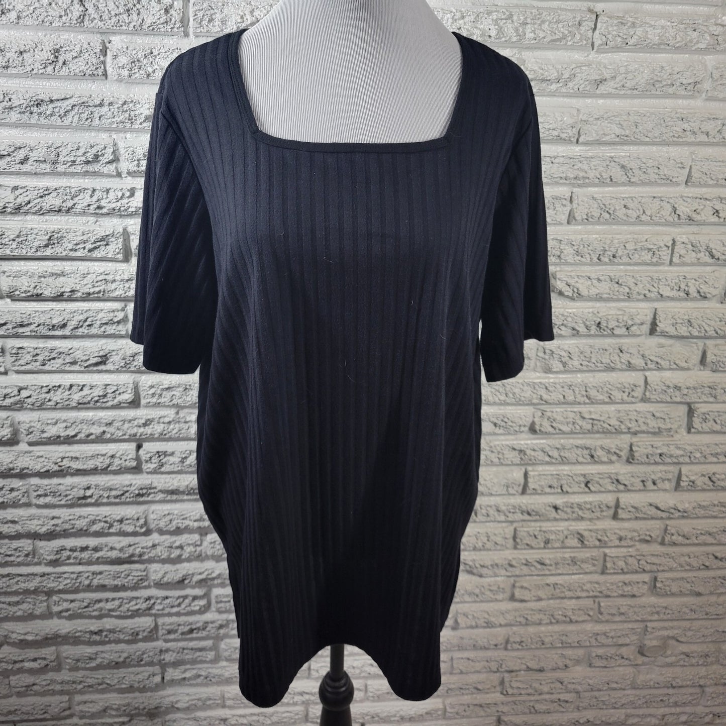 Roamans Womens Top 1X Plus Short Sleeve Black Knit Poly Blend Comfy Casual
