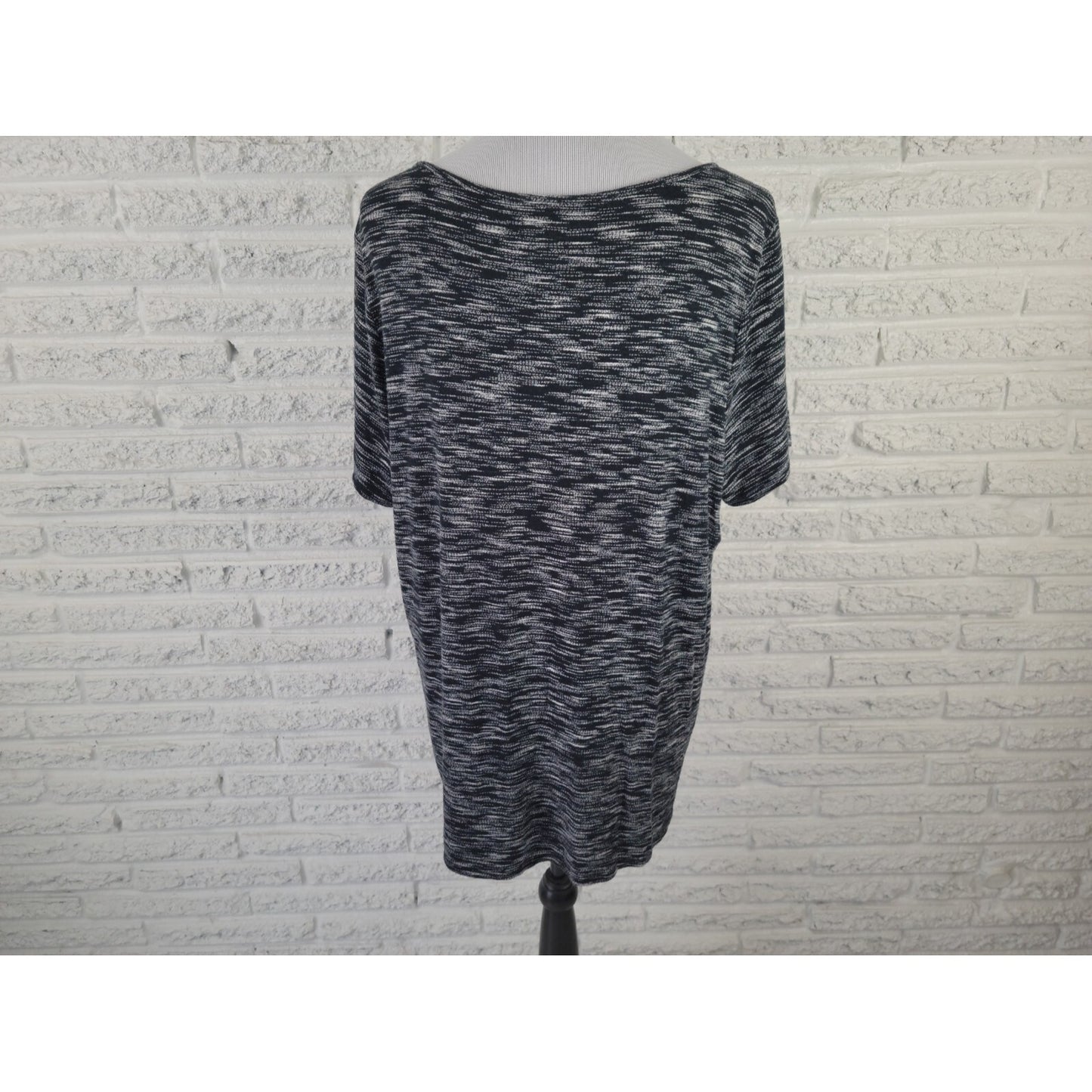 Apt 9 Womens Top 1X Plus Short Sleeve Faux Wrap Black Heather Knit Stretchy