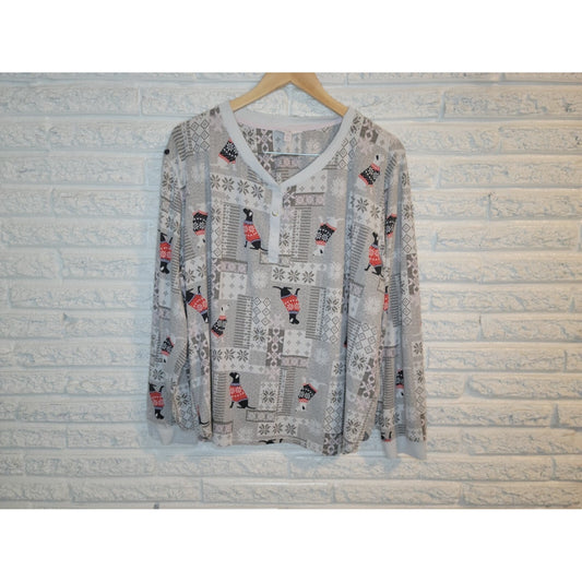 Secret Treasures Womens Top 3X Plus Top Gray Retriever Dog Winter Long Sleeve