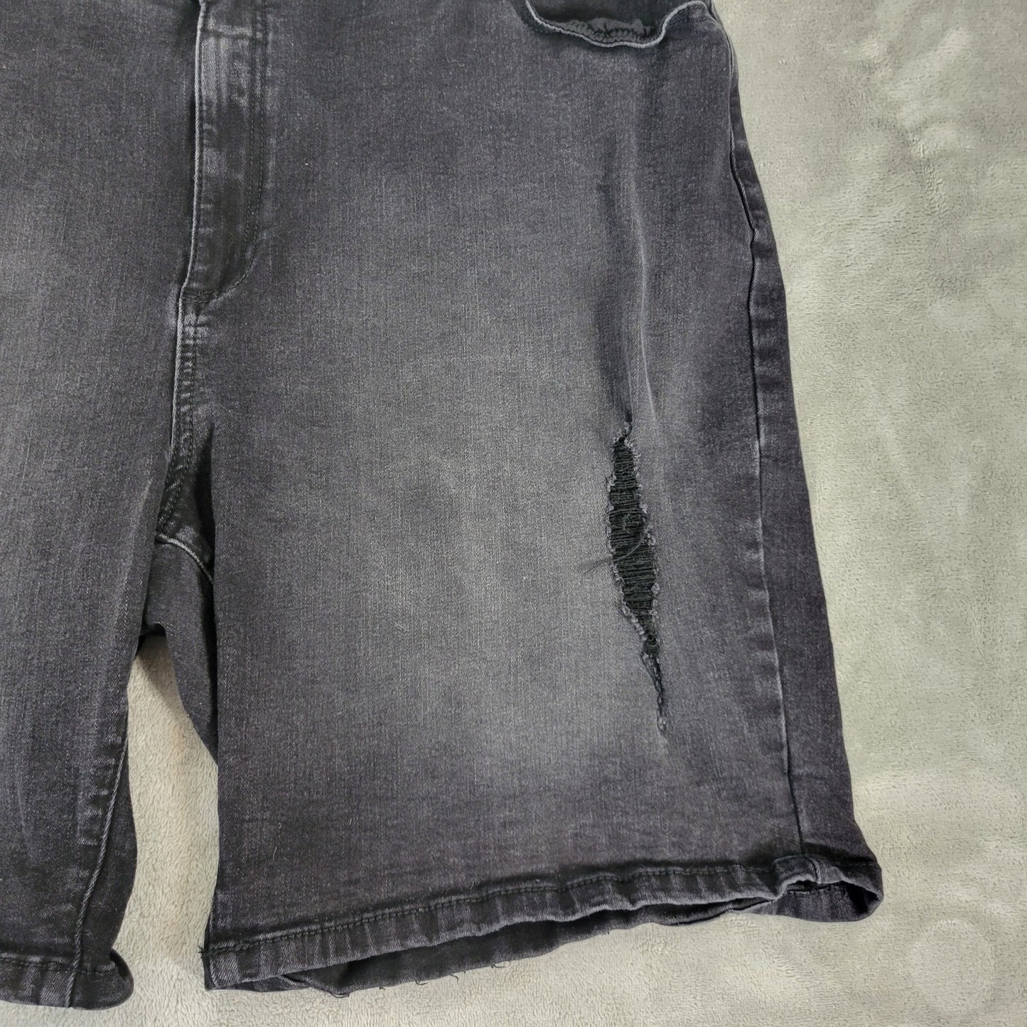 Avenue Womens Shorts 28 Plus Black Denim Jeans Comfy DISTRESSED Cotton Blend Zip