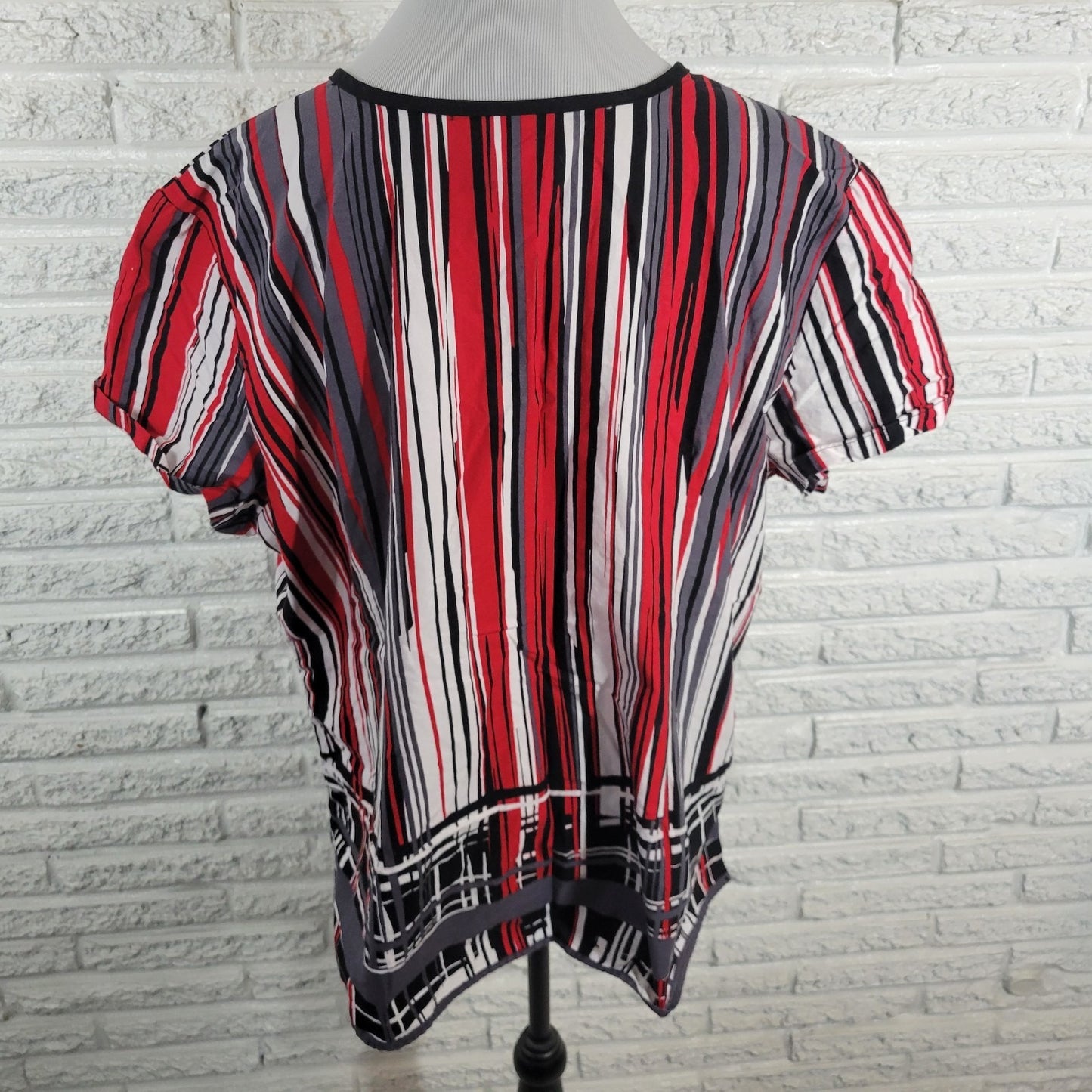 White Cross Unisex Scrub Top XXL Plus Black Red Stripes Cotton Pockets Medical