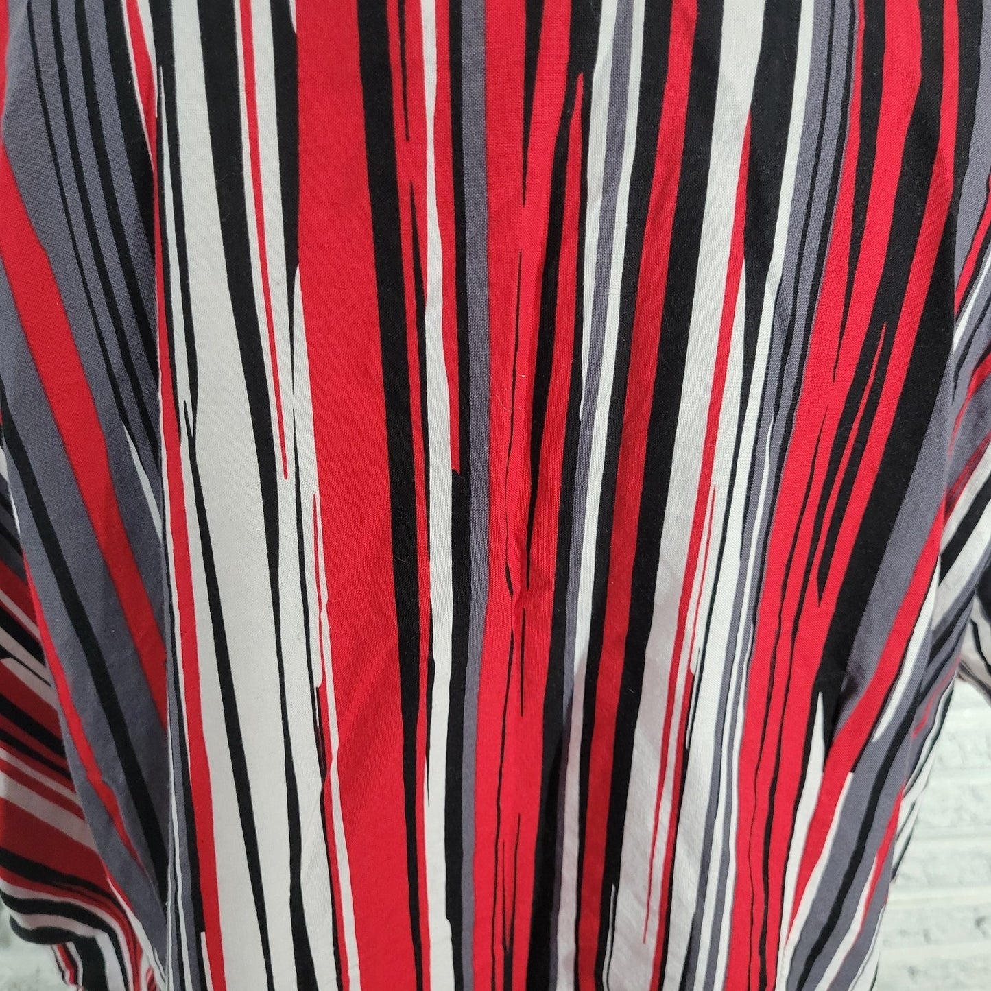 White Cross Unisex Scrub Top XXL Plus Black Red Stripes Cotton Pockets Medical