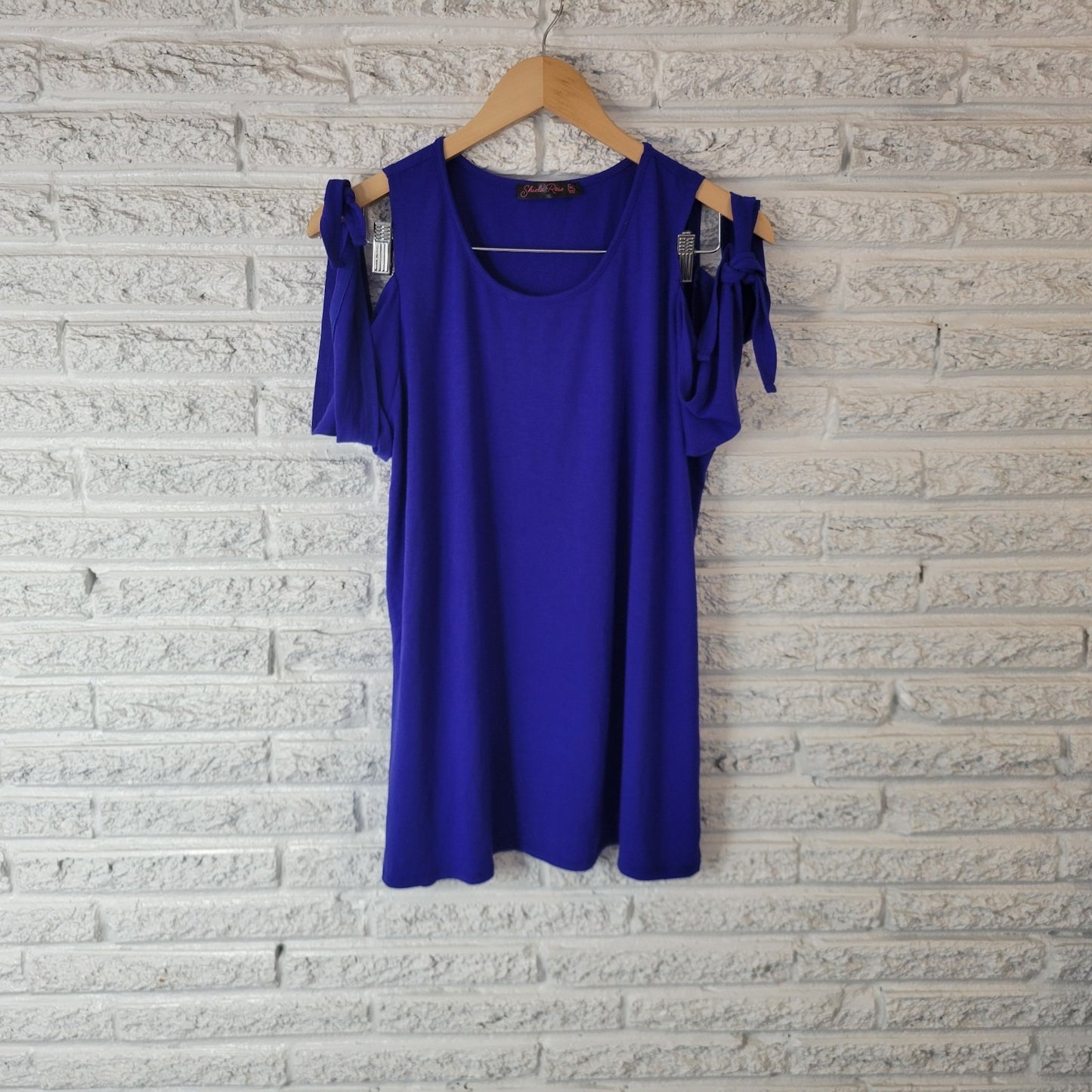 Shiela Rose Womens Top Extra Large XL Cold Shoulder Blue Poly Blend Soft Casual