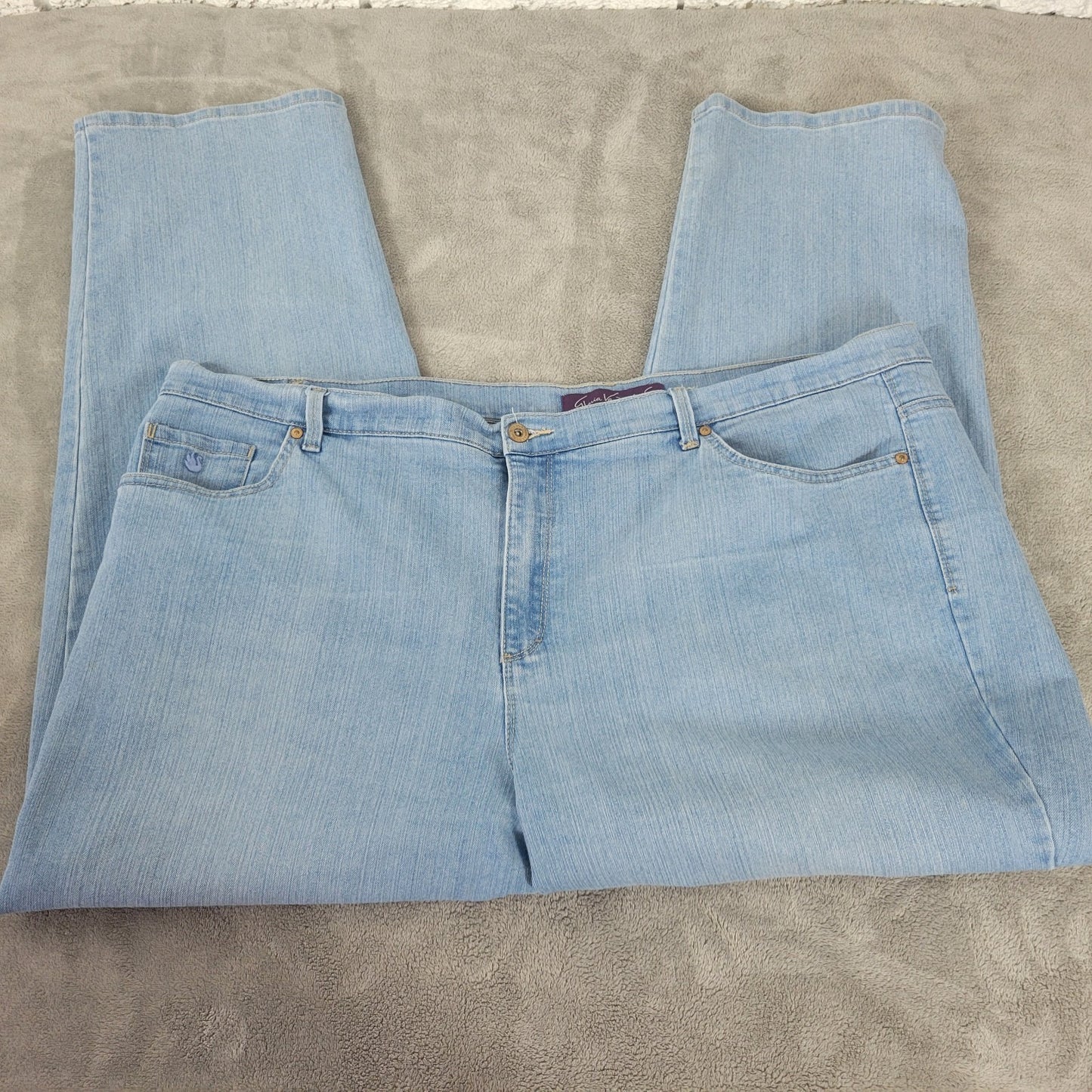 Gloria Vanderbilt Amanda Womens Jeans 24W Plus Light Blue Denim Zip Fly Comfy