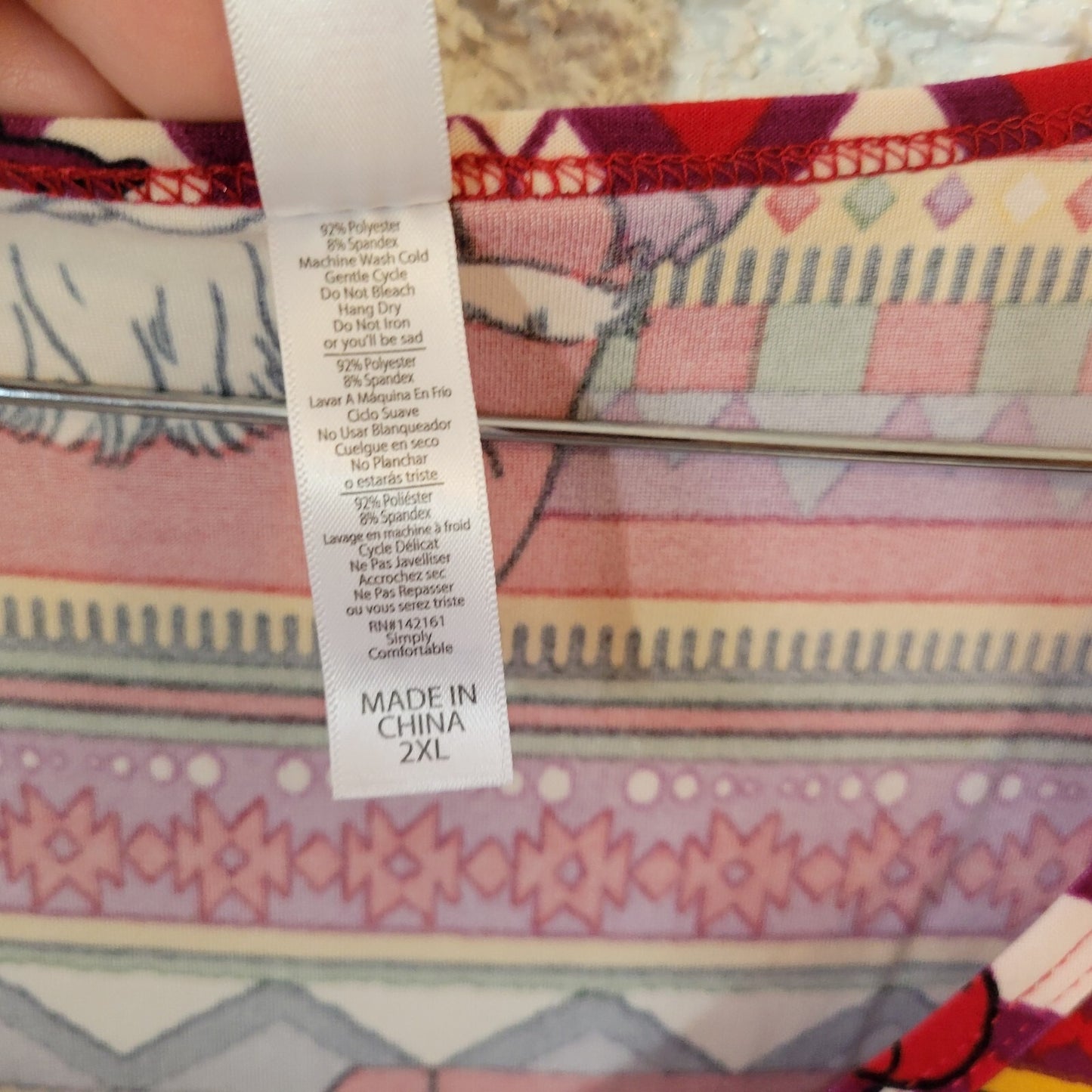 Christmas Lularoe Womens Top 2XL Plus Tee Santa Red Geometric Comfy Poly Blend