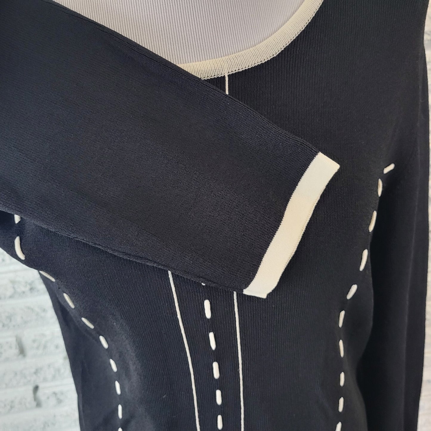 Carducci Womens Top Extra Large XL Long Sleeve Knit Black White Comfy Office