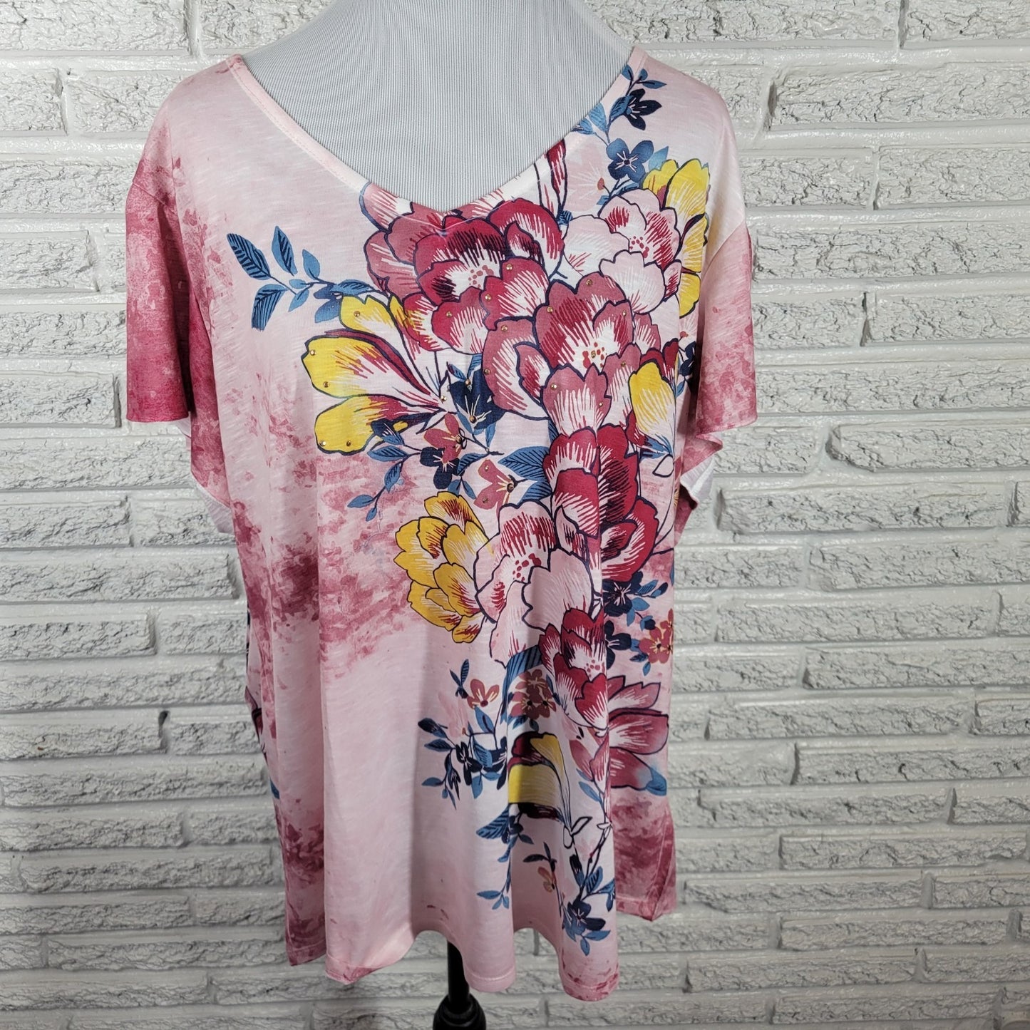 Terra Sky Womens Top 2X Plus Tee Flutter Sleeve Pink Floral Studded Lightweight